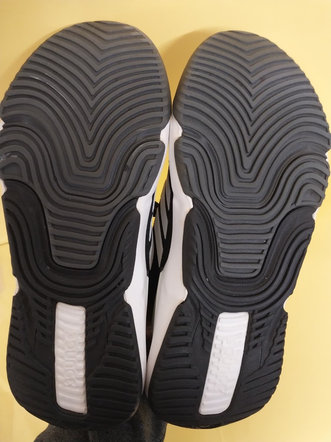 남성 아디다스 클라이마웜 크루저 코어 블랙 화이트 운동화 (235) 상품이미지8