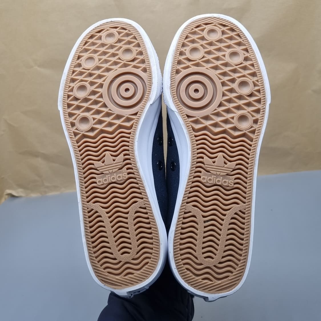 아디다스 니짜 트레포일 스니커즈 230 상품이미지3