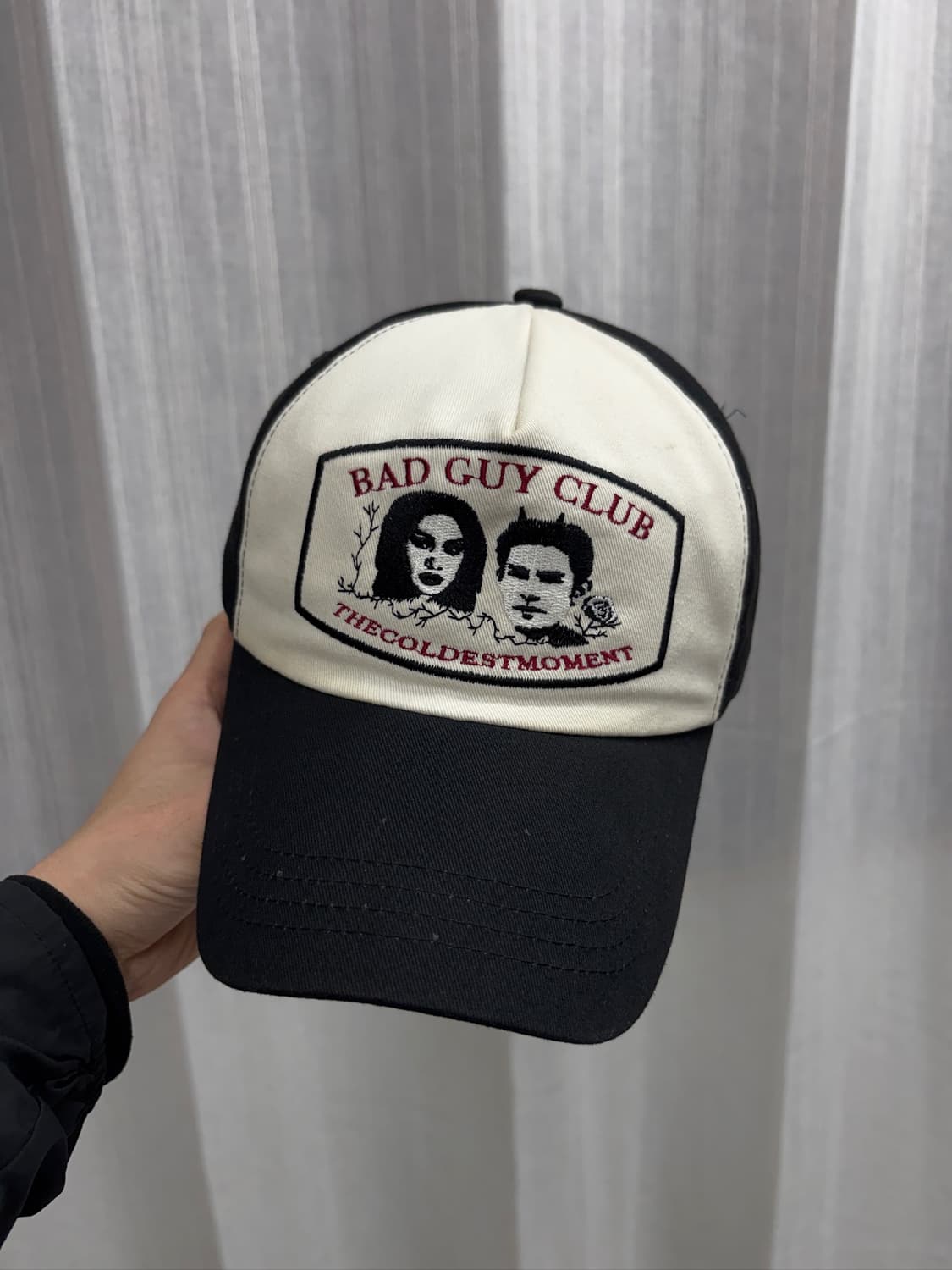 더콜디스트모먼트 BAY GUY 볼캡 모자 상품이미지1