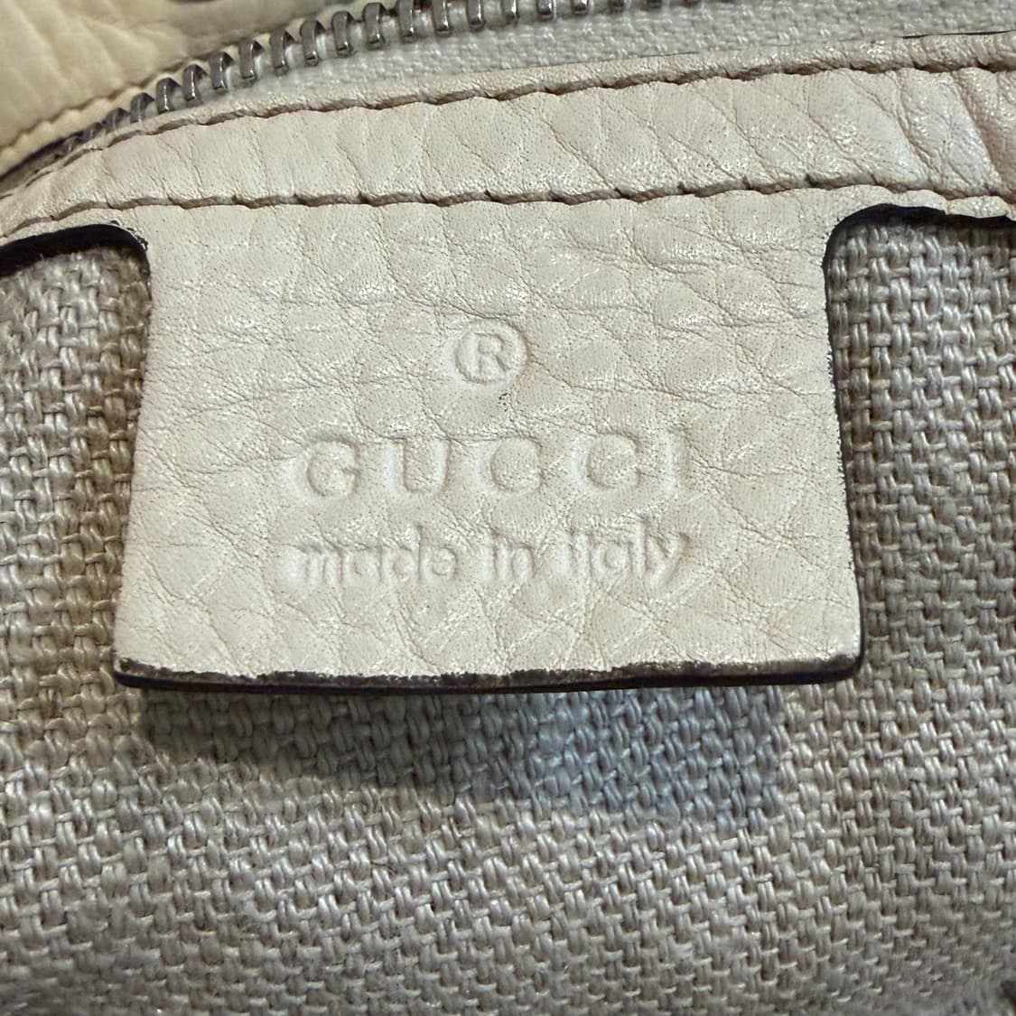 구찌 GG 캔버스 아이콘 비트 토트백 상품이미지2