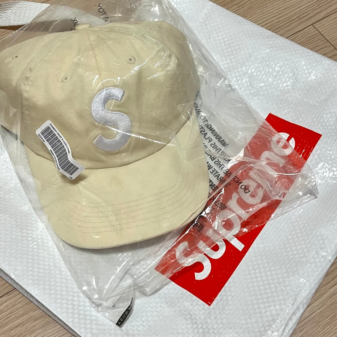 슈프림 피그먼트 코티드 S 로고 6-패널 스톤 - 25SS 상품이미지2