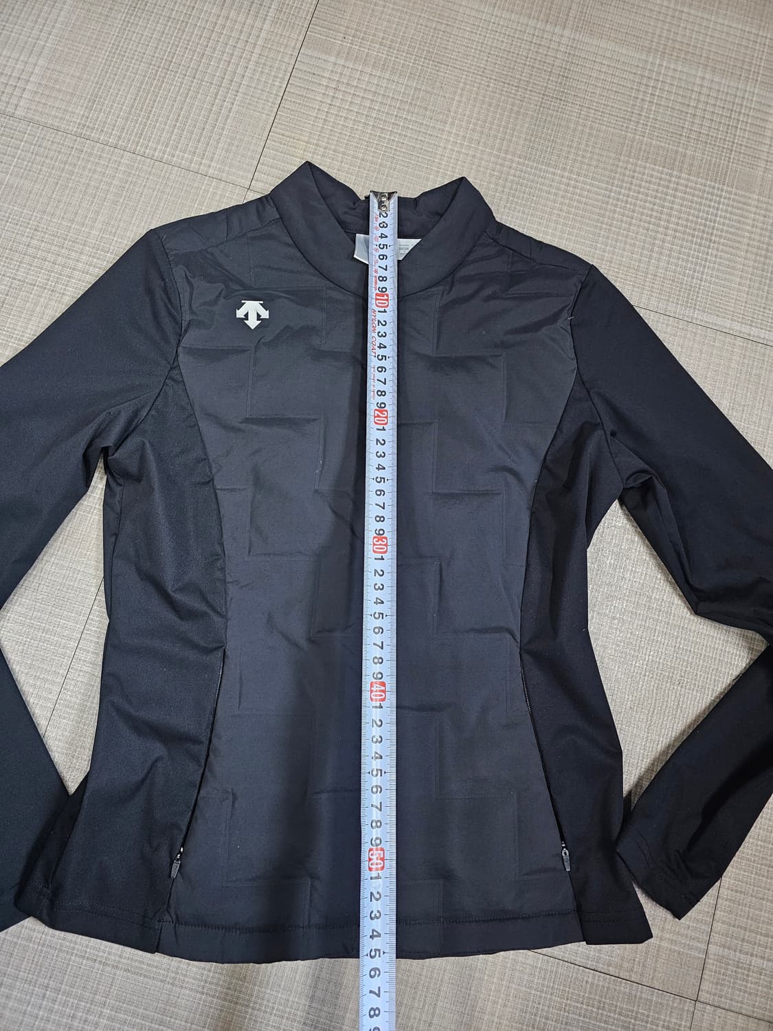 데상트 골프 초경량 하이브리드 패딩 상품이미지2