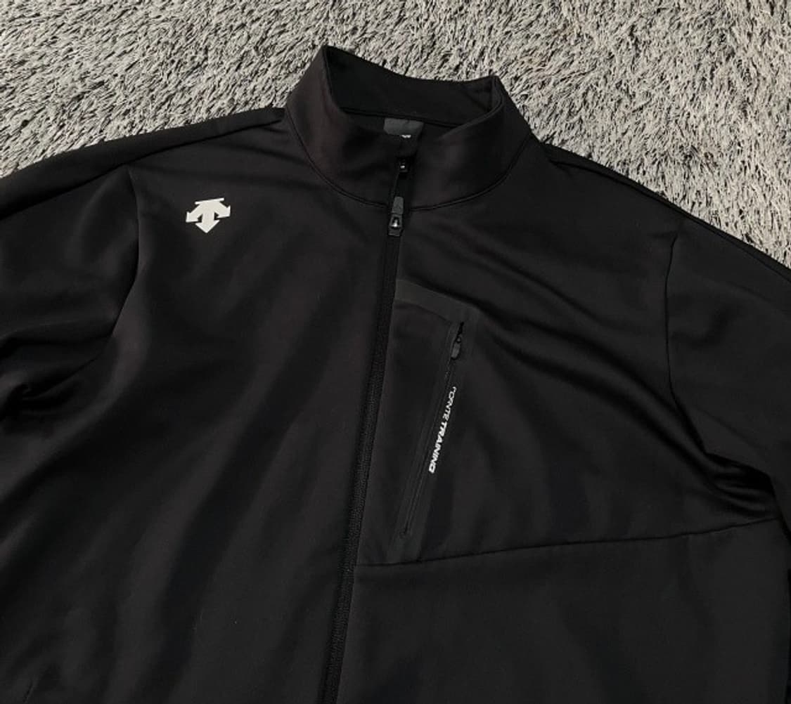 데상트 블랙 자켓 105/XL 상품이미지2
