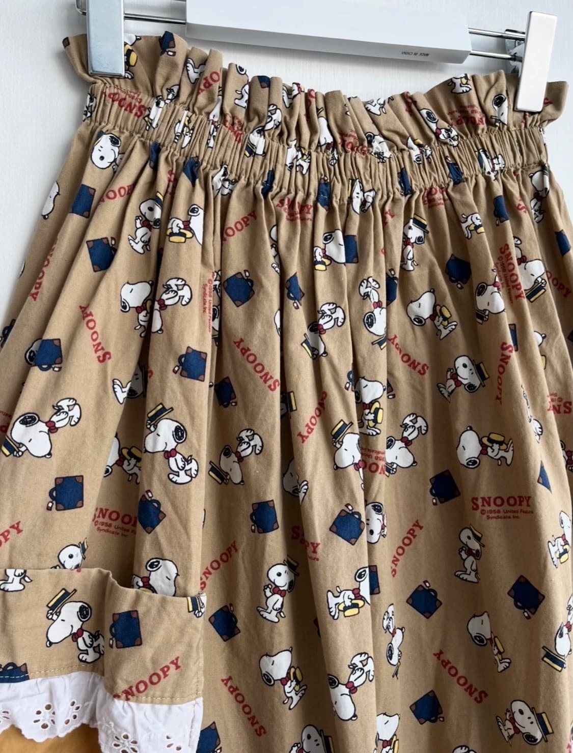 스누피 베이지 포켓 롱 스커트 상품이미지2