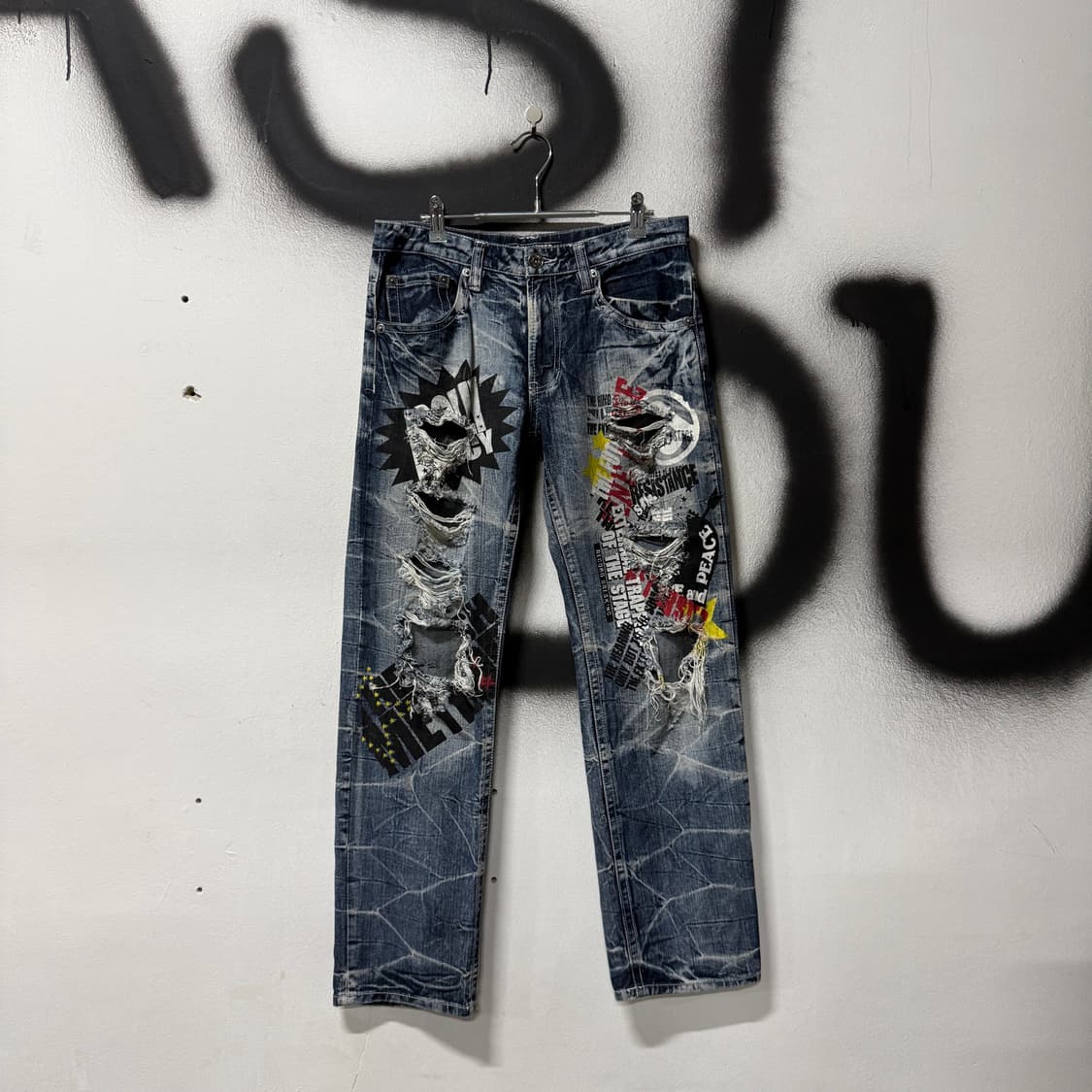 VTG 빈티지 스톤워싱 멀티 패치 디테일 디스트로이드 데님 팬츠 상품이미지1