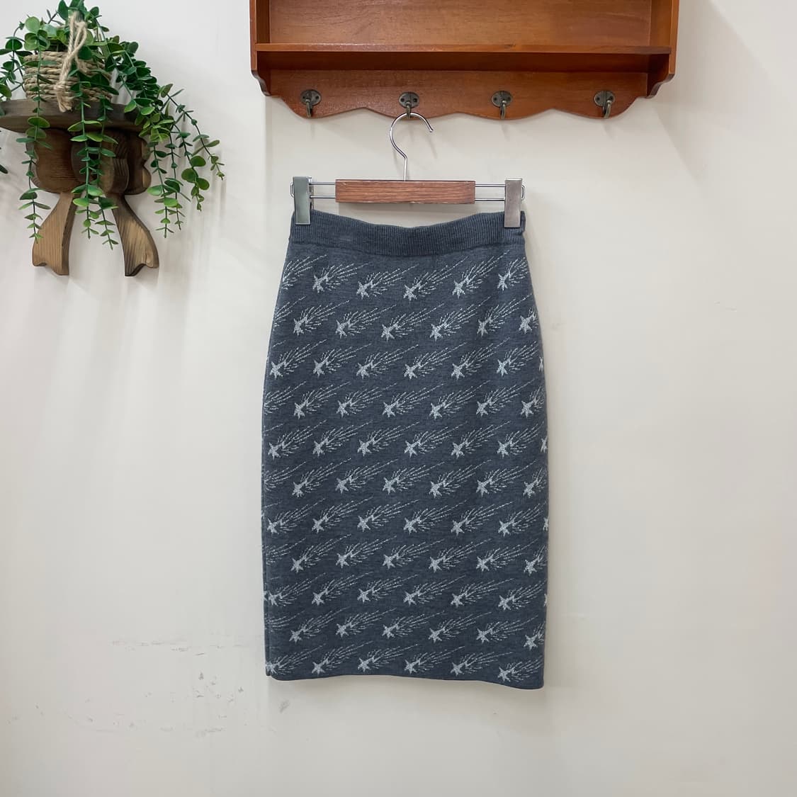 베이프 baby 라인 스타 울 니트 미디 스커트 상품이미지4