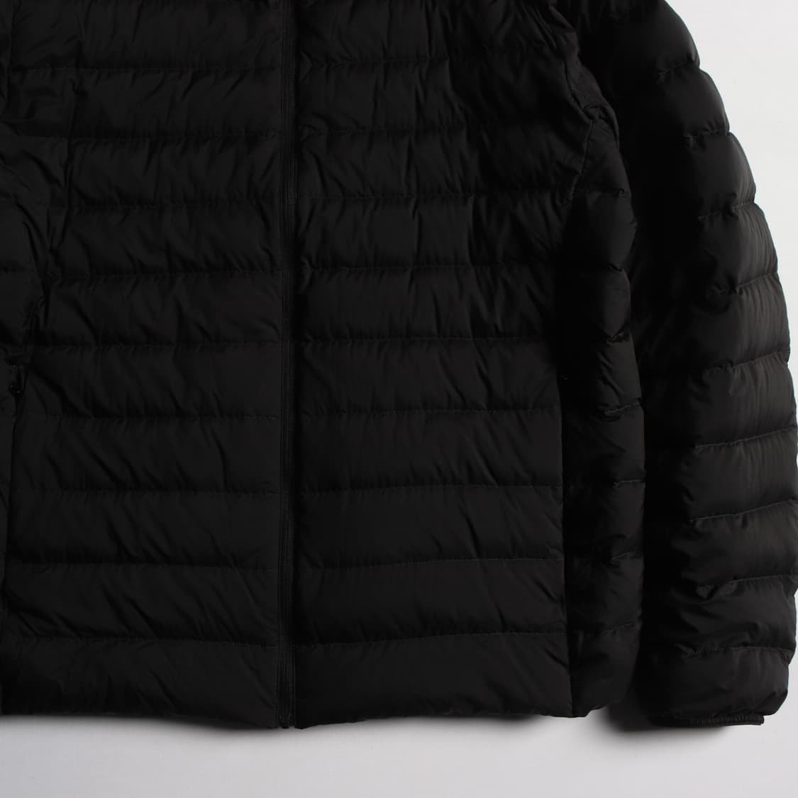 유니클로 울트라 라이트 다운 경량 패딩 상품이미지3