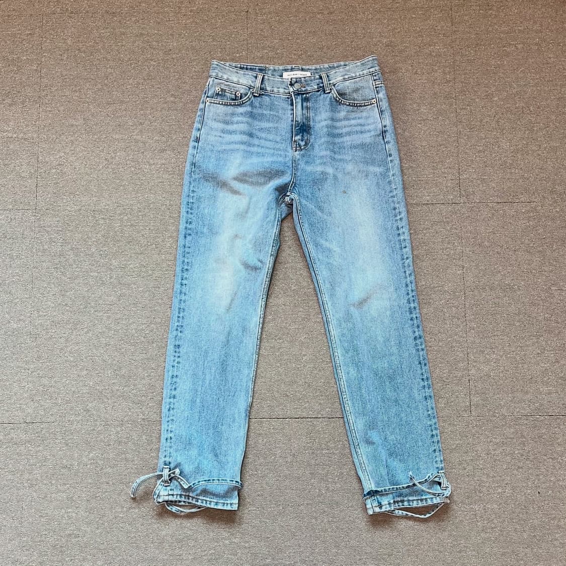 밑단 끈 워싱 데님 일자 청바지 상품이미지2