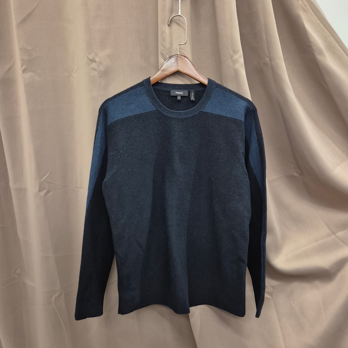 Theory 띠어리 남성 니트 블랙블루 M 상품이미지1