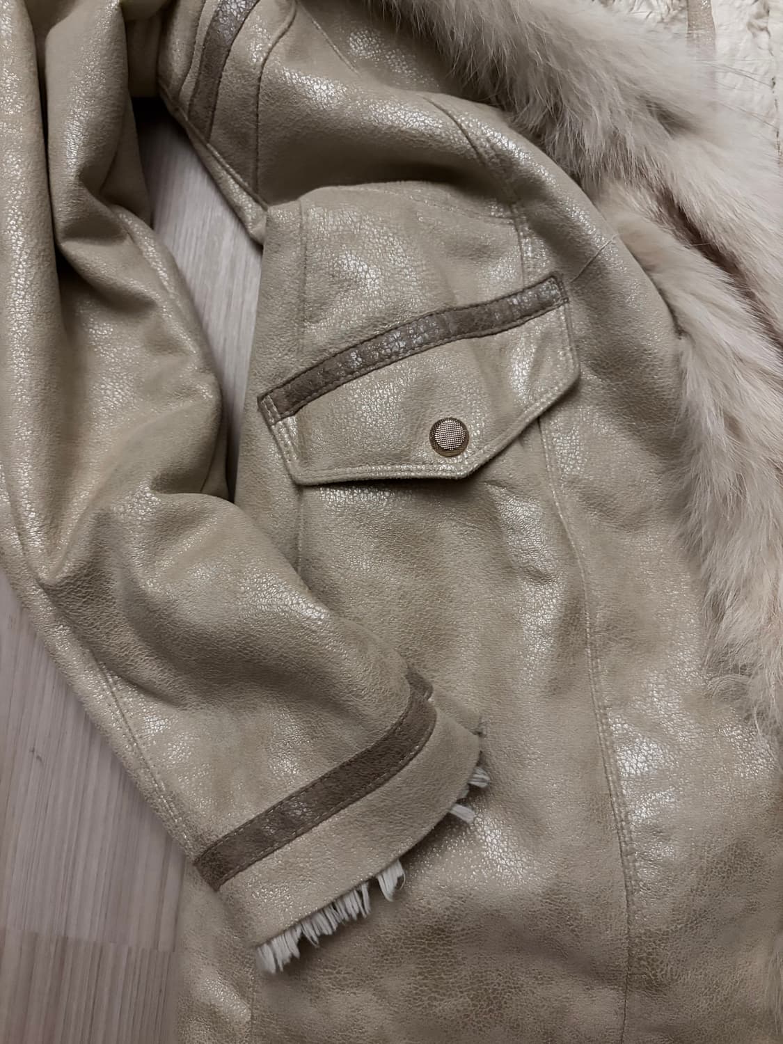 Egoist Ivory fox fur leather coat 상품이미지5