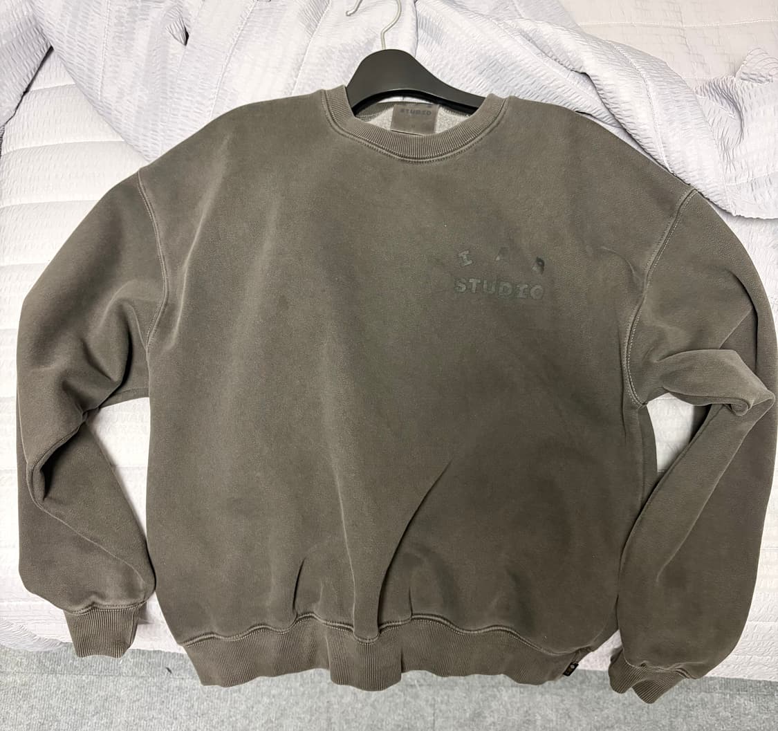 아이앱스튜디오 피그먼트 맨투맨 상품이미지2