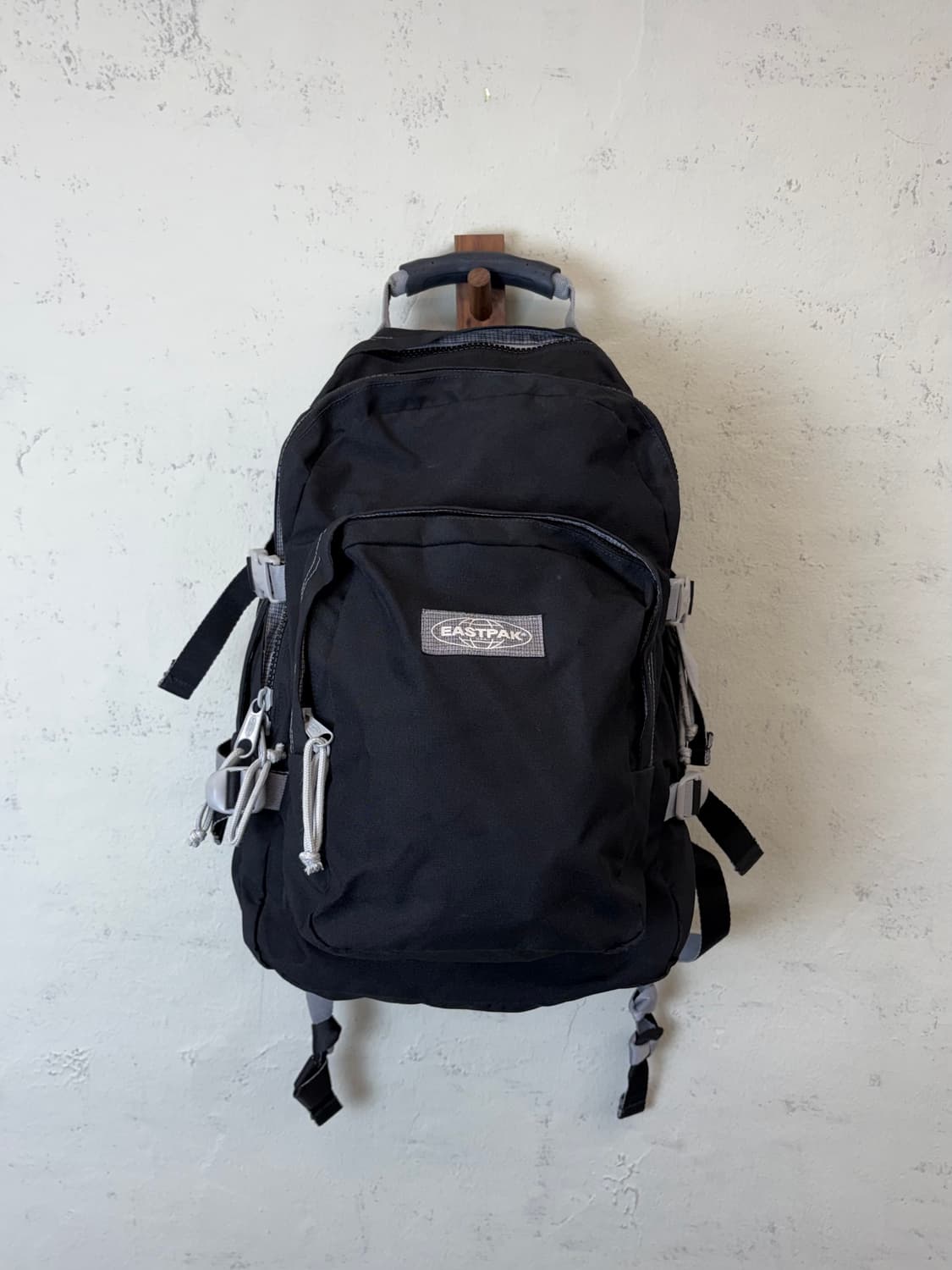 이스트팩 프로바이더 백팩 상품이미지1
