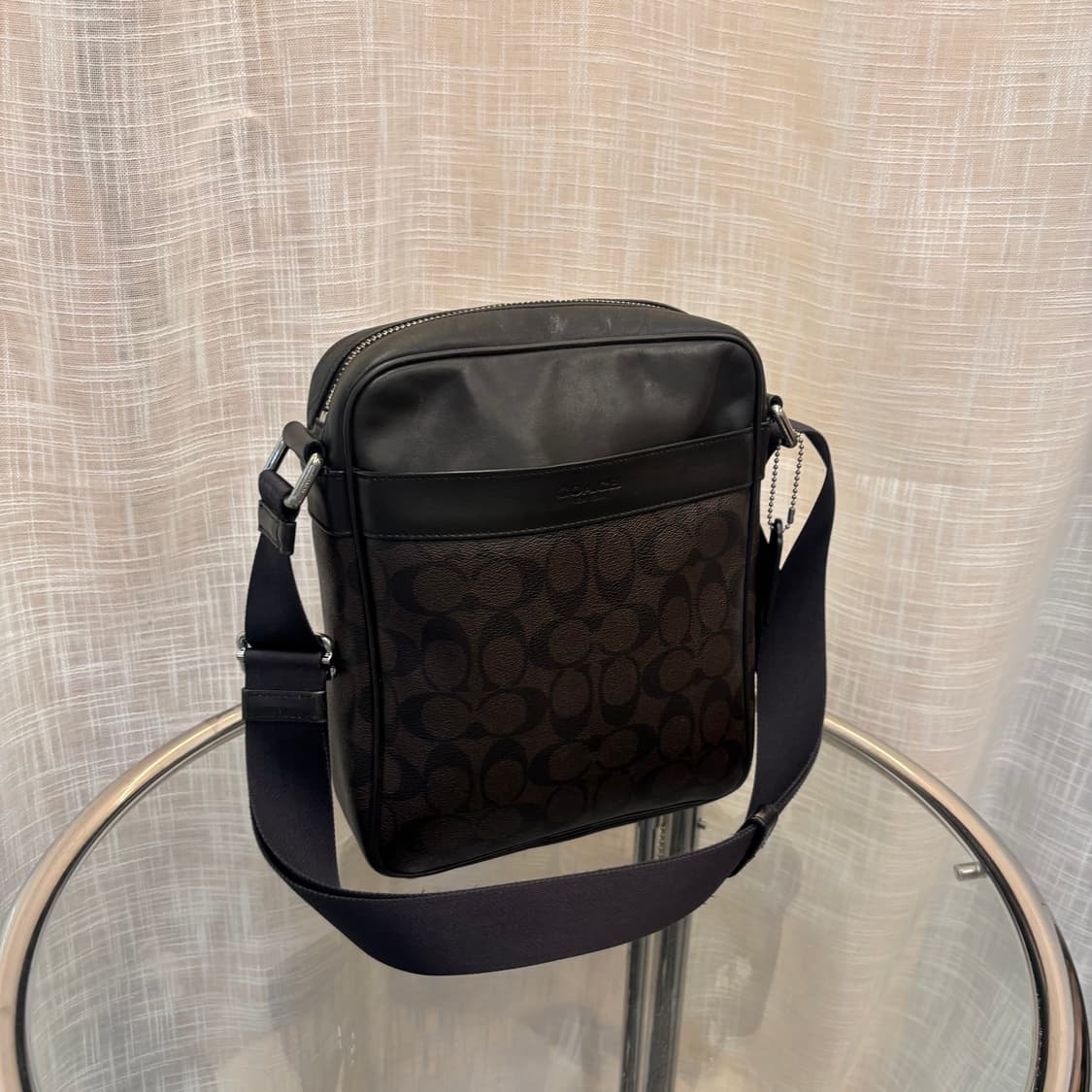 정품 코치 시그니처 남성 크로스백      상품이미지3