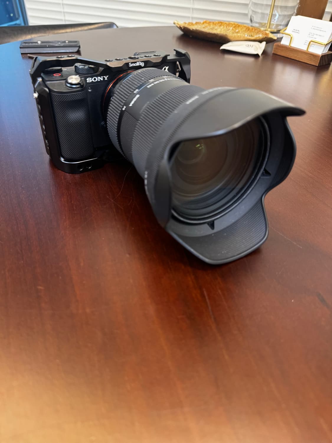 소니 a7c 카메라 + 시그마 24-70 렌즈 상품이미지4