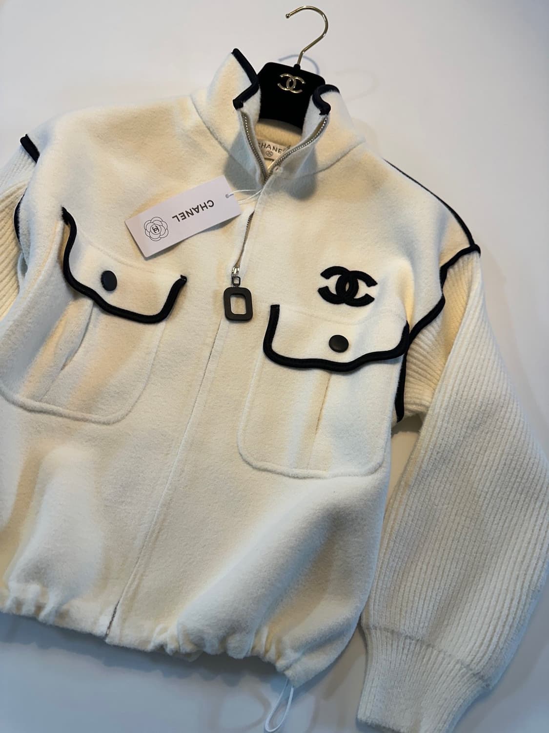 (새상품)샤넬집업 상품이미지8