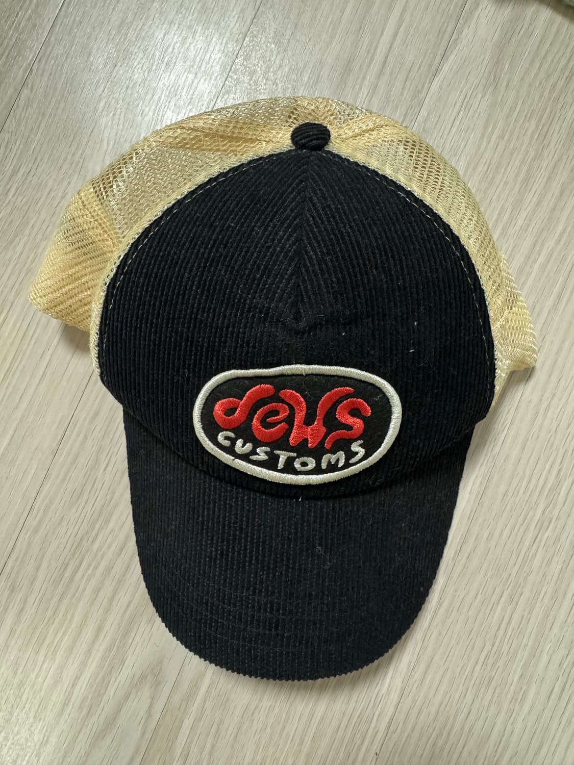 남녀공용 데우스 코듀로이 메쉬 모자 택포 상품이미지1