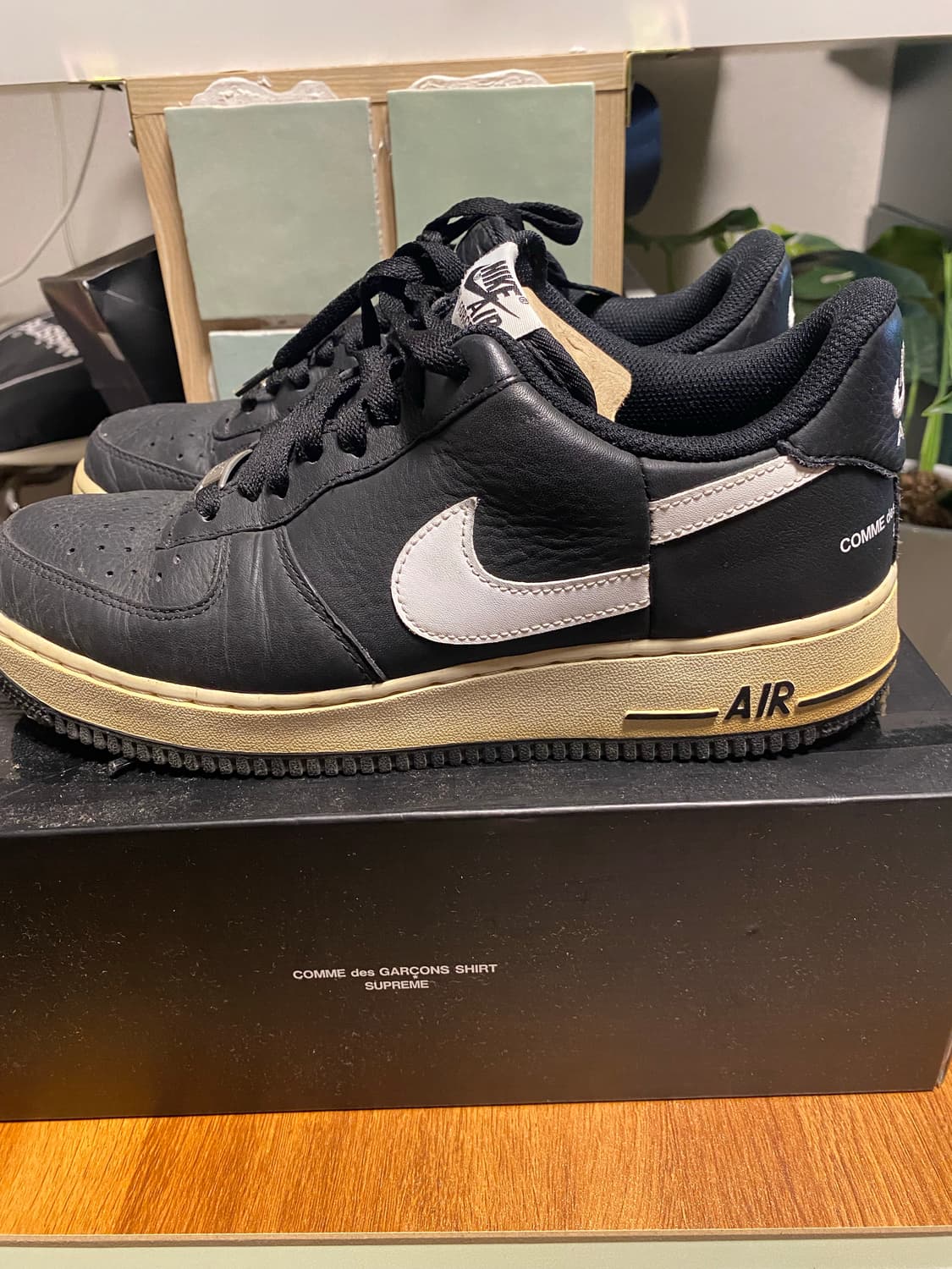 나이키 슈프림 꼼데가르송 에어포스1 상품이미지3