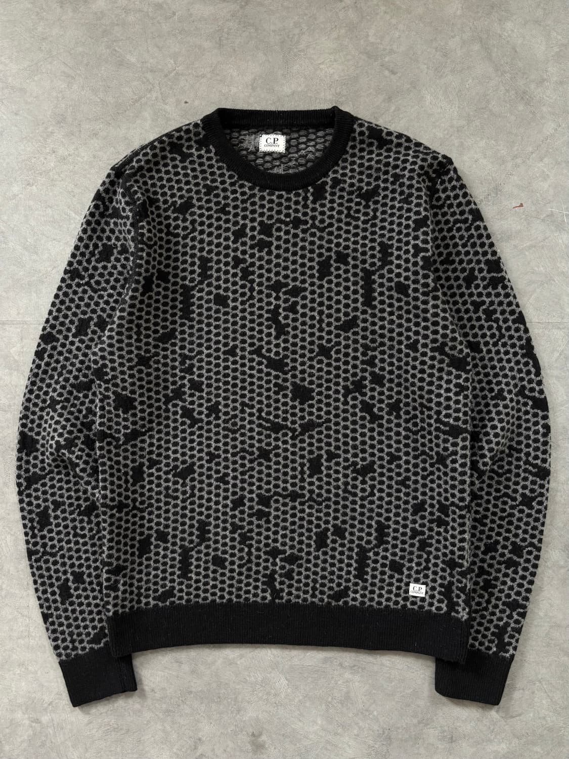 C.P. Company CP 컴퍼니 블랙 패턴 울 니트  상품이미지4