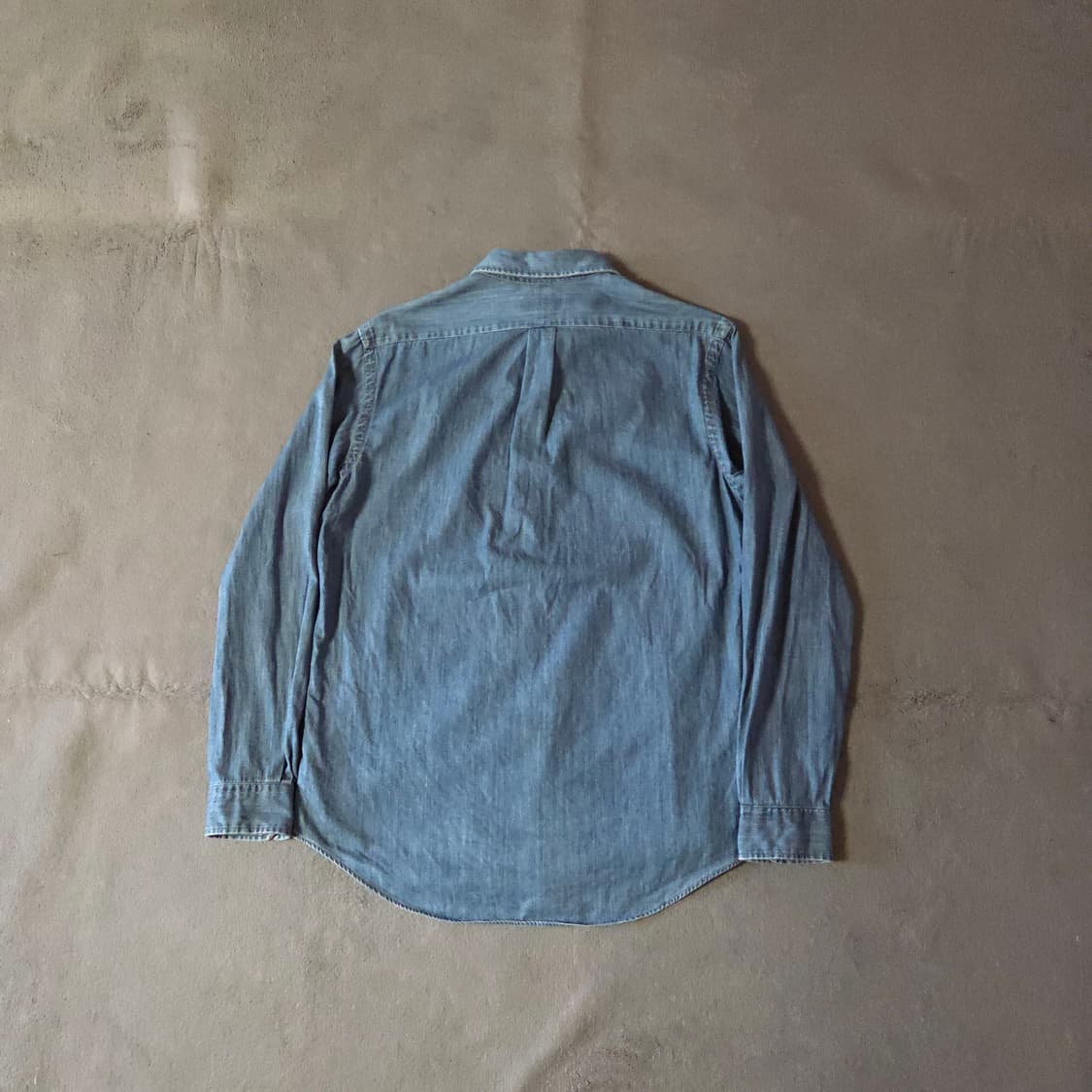 폴로 클래식핏 샴브레이 데님 셔츠 M 상품이미지4