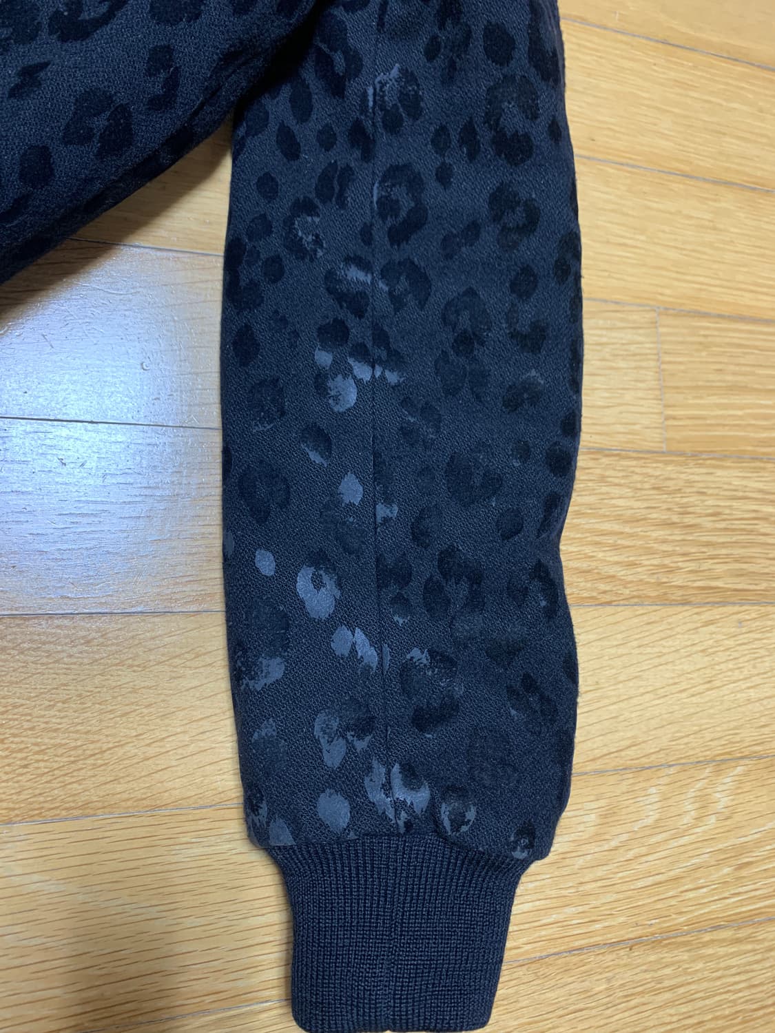 Saint Laurent 생로랑 15fw 블랙 레오파드 테디 자켓 상품이미지7