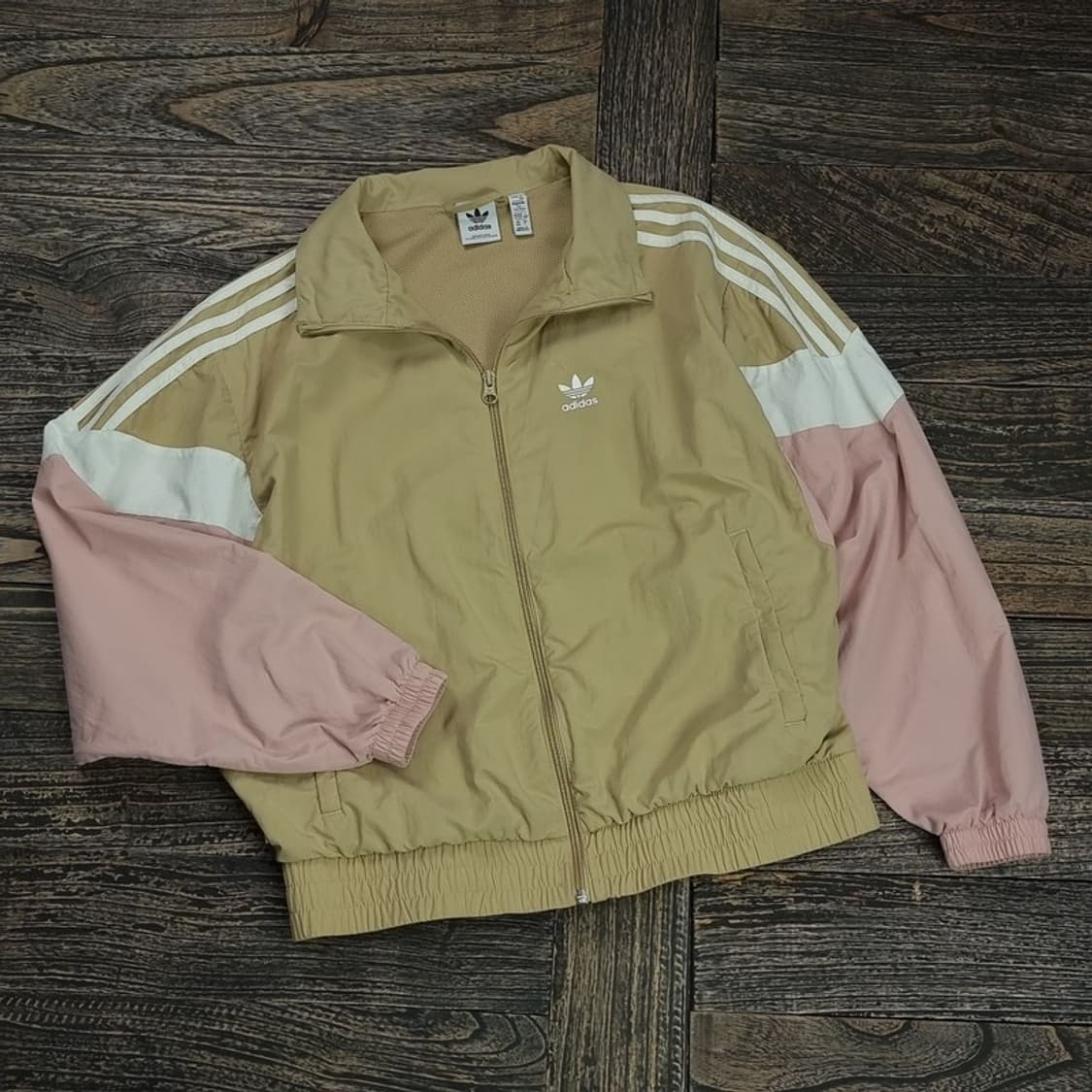 [아디다스] 로고 자수 오버핏 집업 바람막이 자켓 M16445 상품이미지1