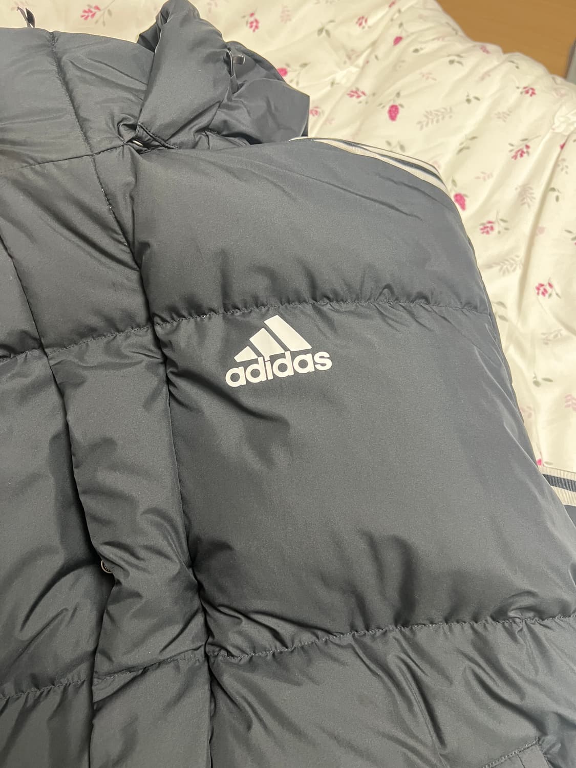 아디다스 덕다운패딩 xl 블랙 상품이미지4