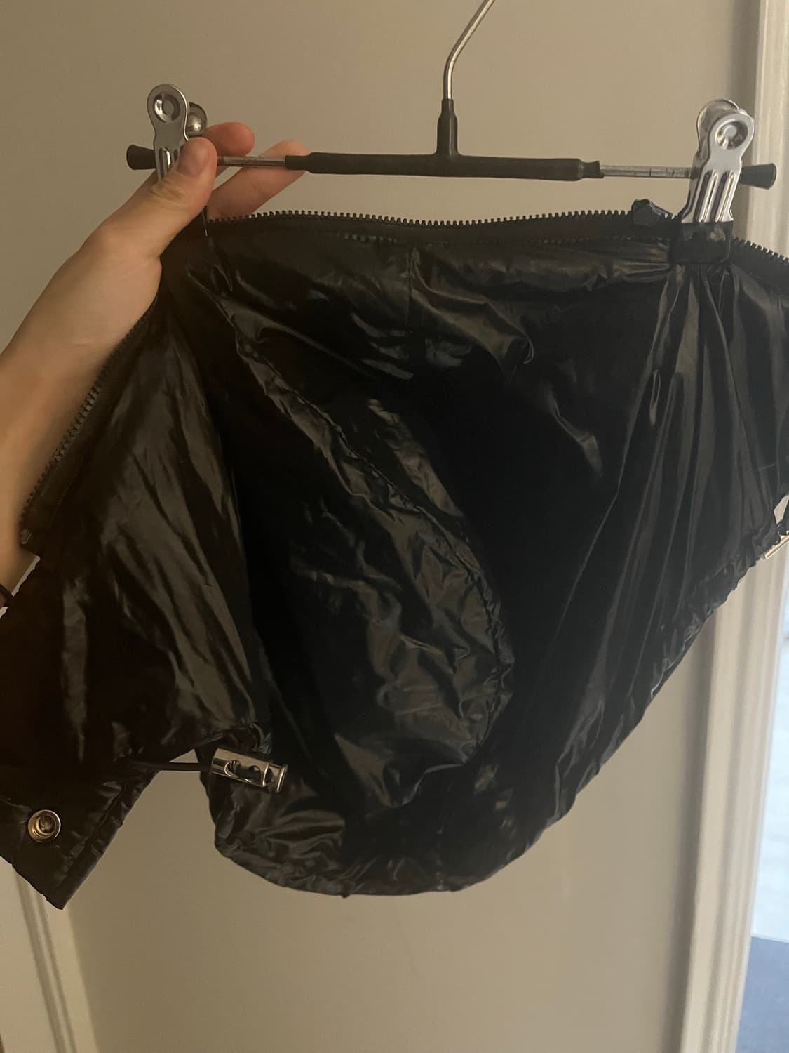 몽클레르 마야 후드 쇼트 다운 자켓 블랙 (M)  상품이미지6