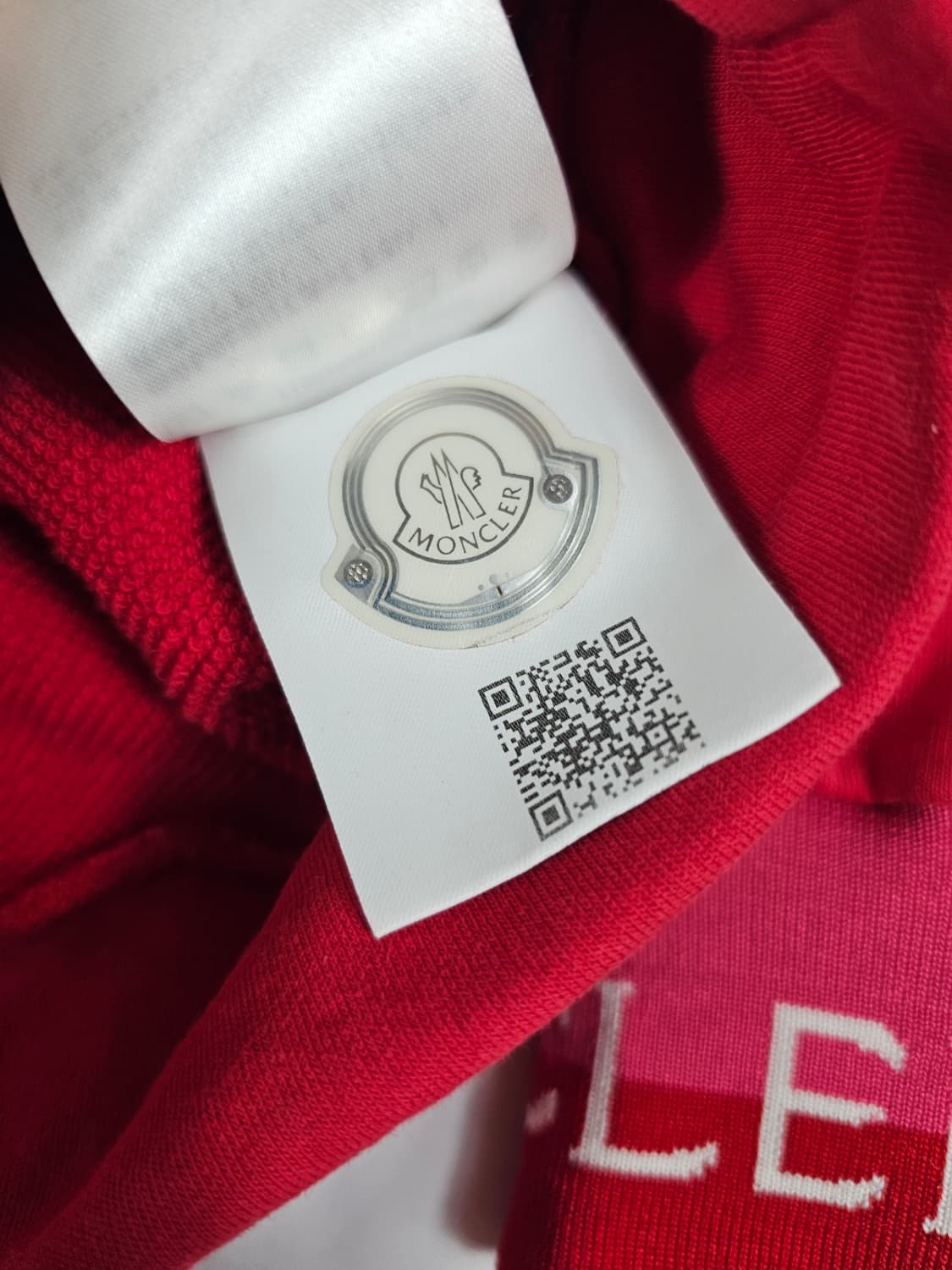 몽클레어레터링맨투맨 상품이미지7