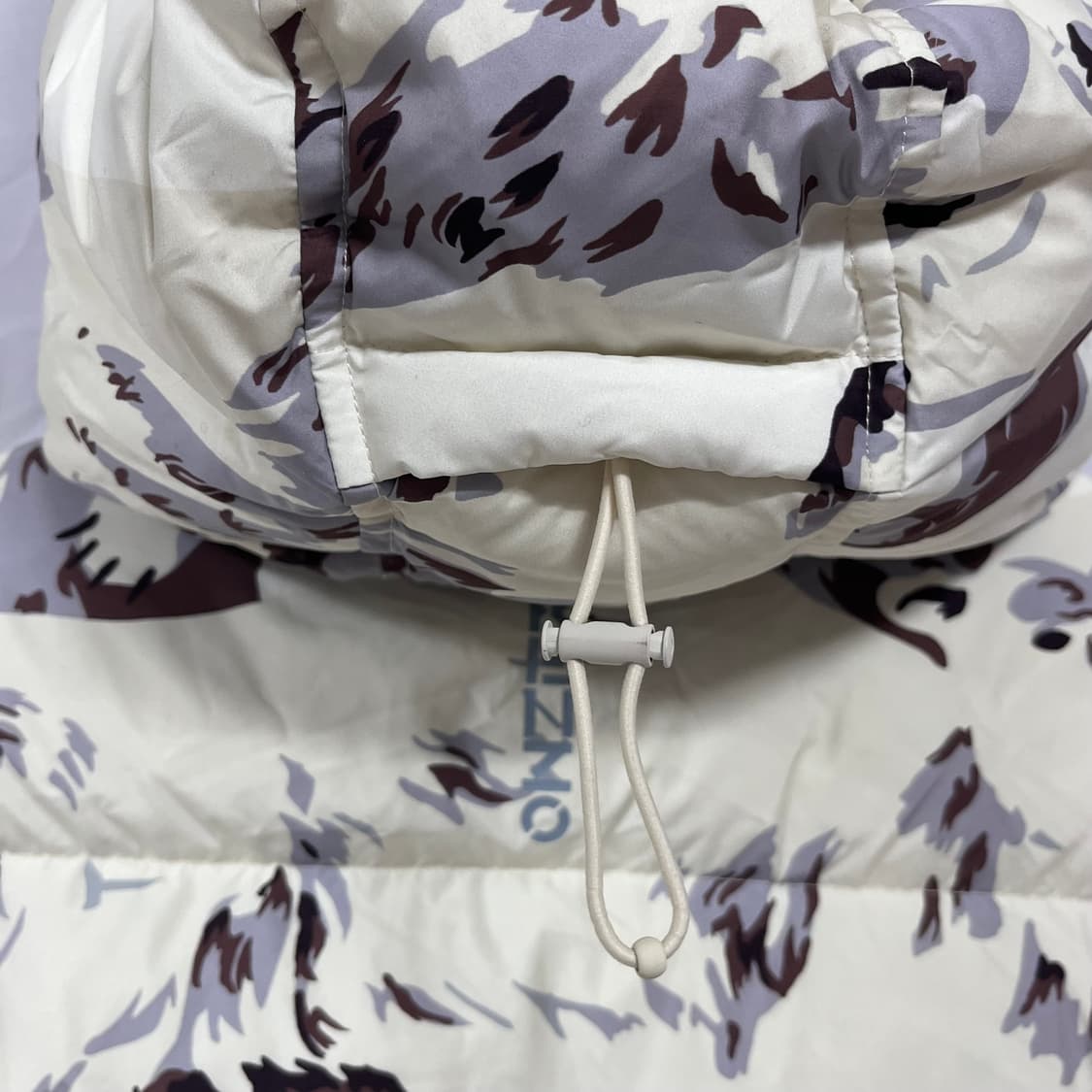 [남여공용] 겐조(KENZO) 북극곰(Polar Bear) 다운 패딩 상품이미지6