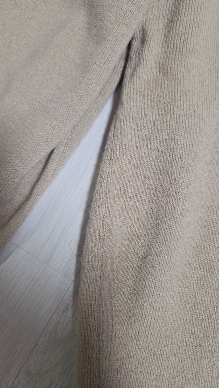 (착샷) 버버리 브이넥 니트 베이지 VNTG 상품이미지10