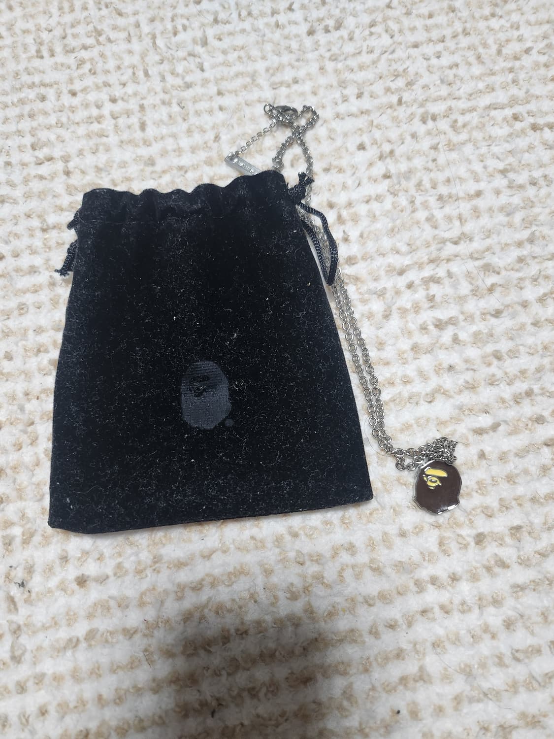 베이프 로고 목걸이 상품이미지4