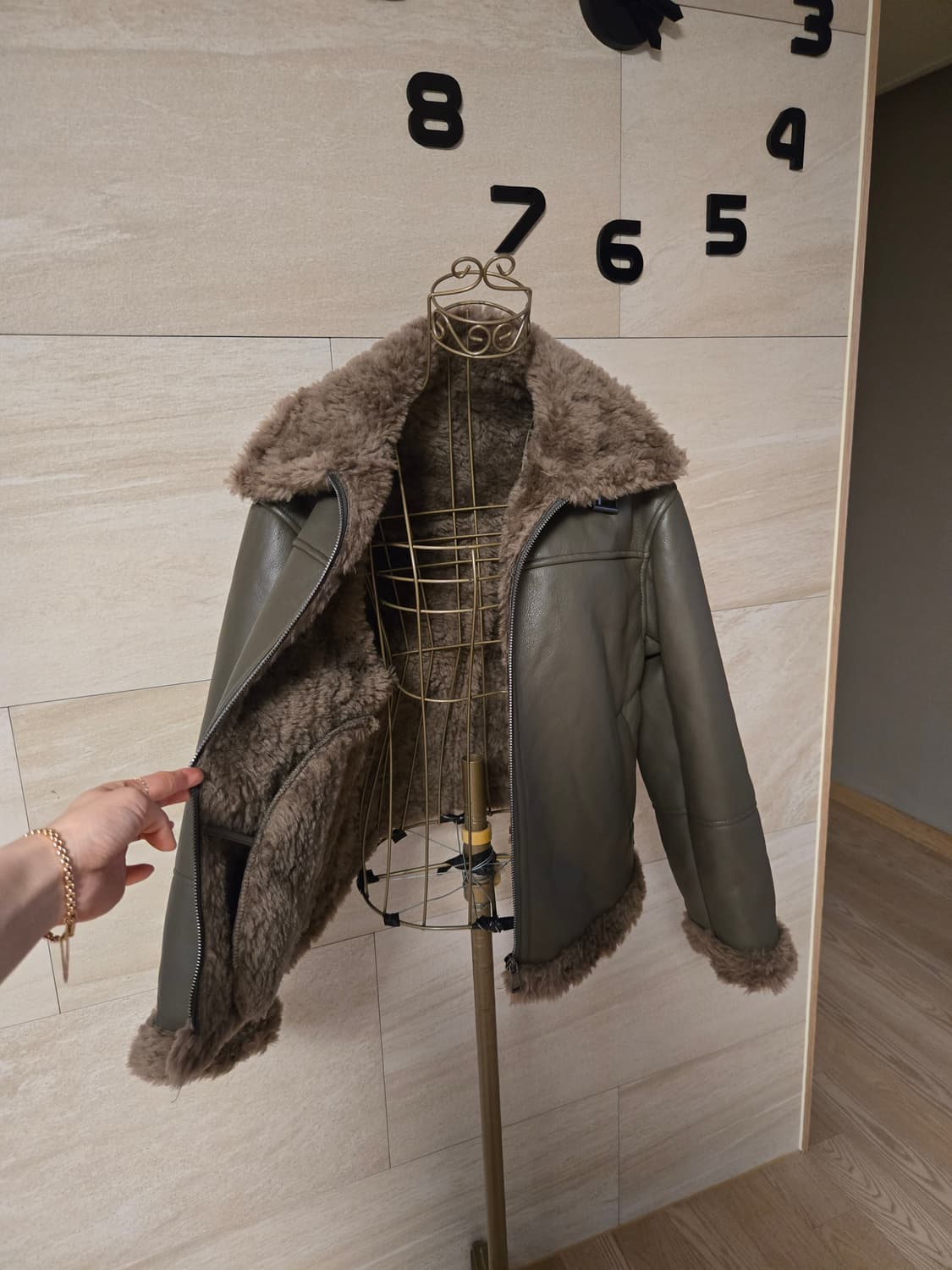 [55/s] 데렉램 무스탕 양모 자켓 2025 상품이미지4