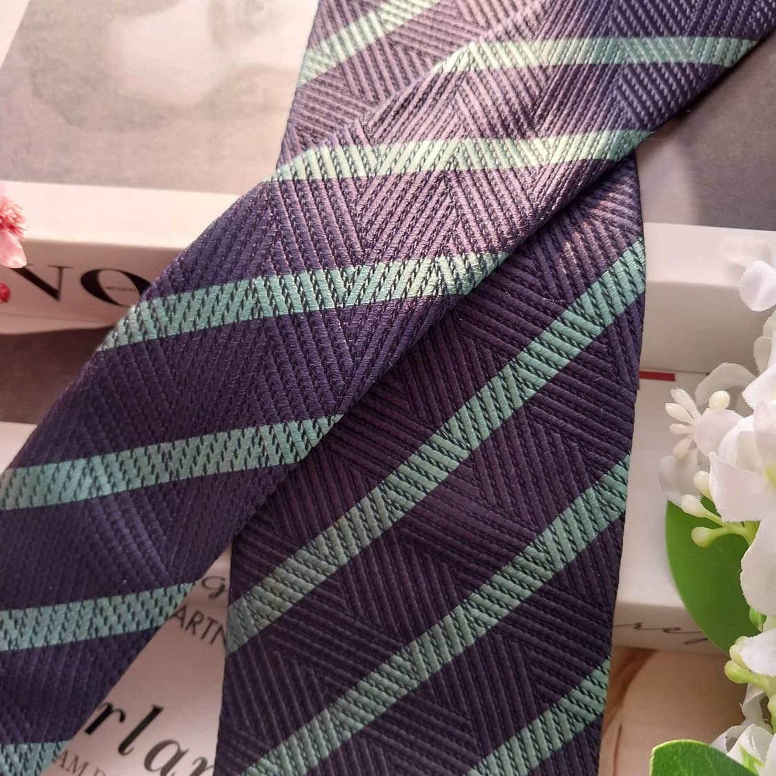 제냐 실크 네이비 레지멘탈 넥타이 8.1cm A+등급 K1703
 상품이미지5