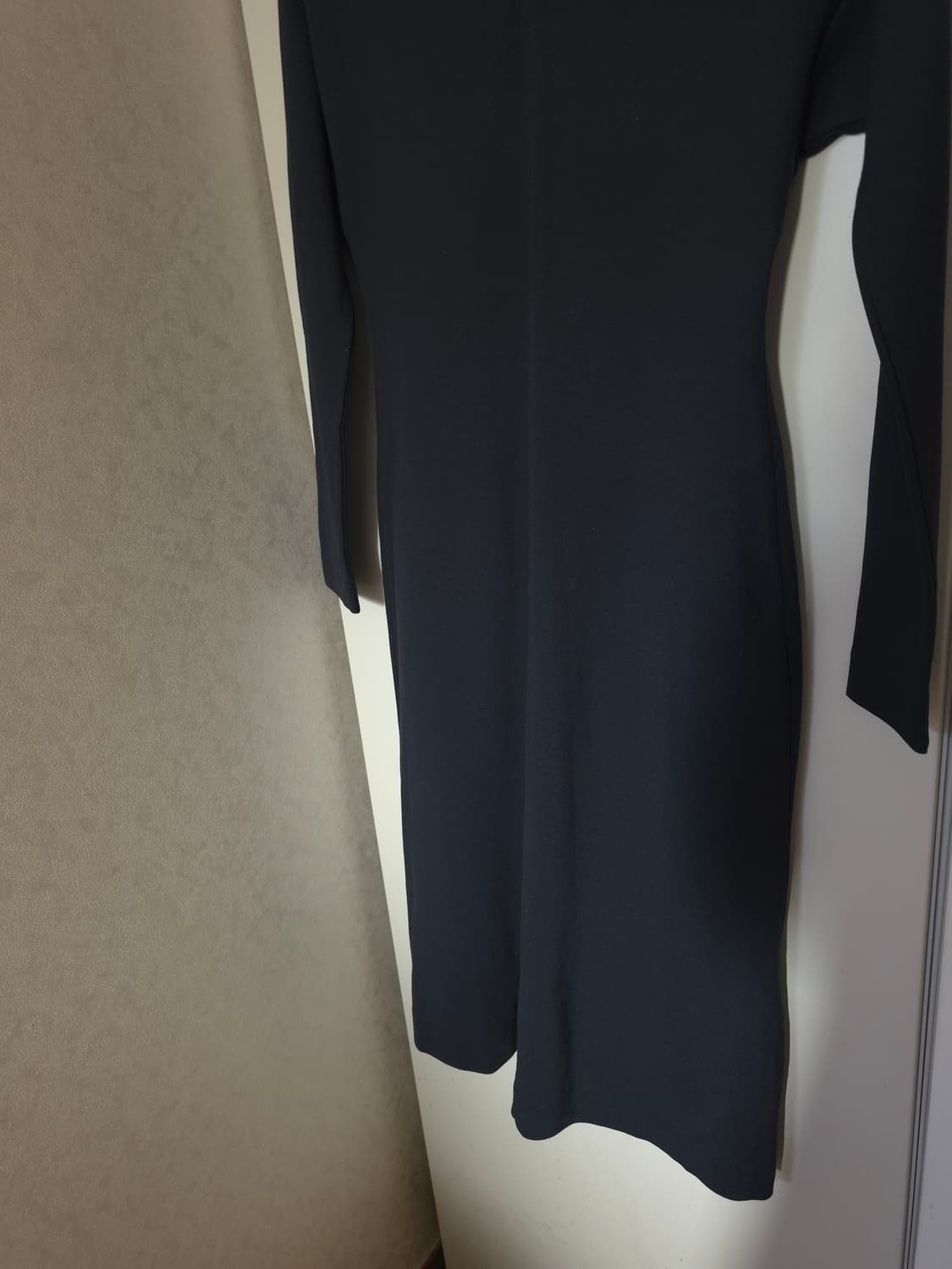 COS 코스 롱 슬리브 드레스 상품이미지3