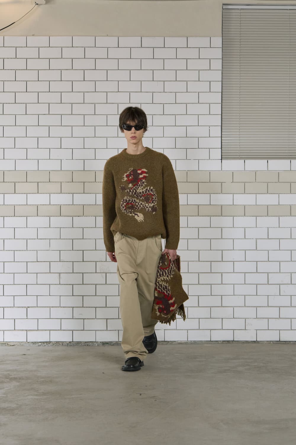 STU 드래곤 자카드 니트 L사이즈 상품이미지3