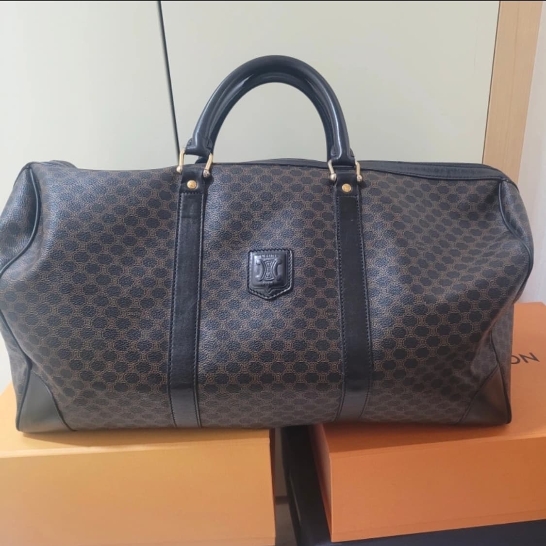 셀린느 마카담 보스턴여행백 상품이미지1