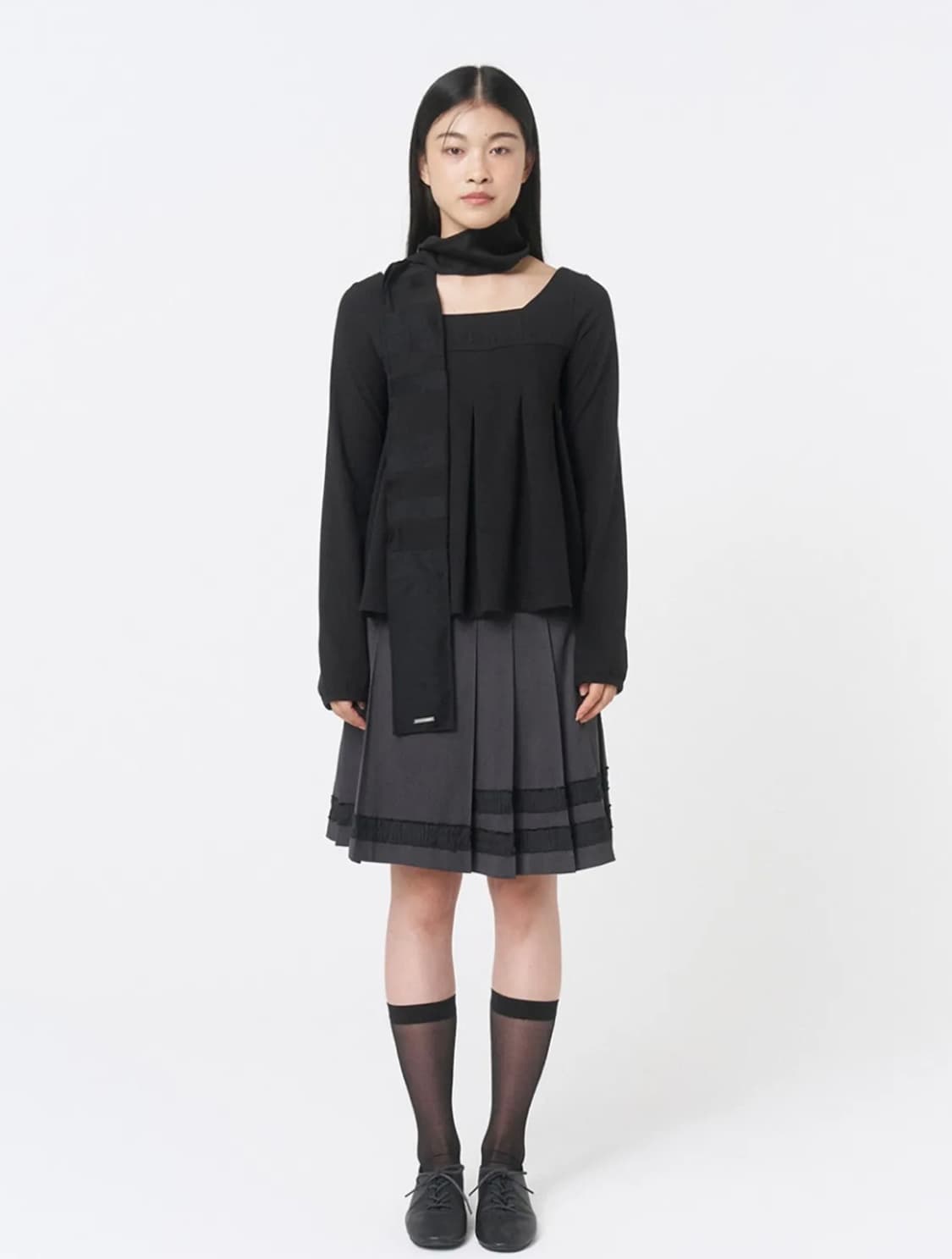 미세키서울 Accordion pleats top (BLACK) 상품이미지1