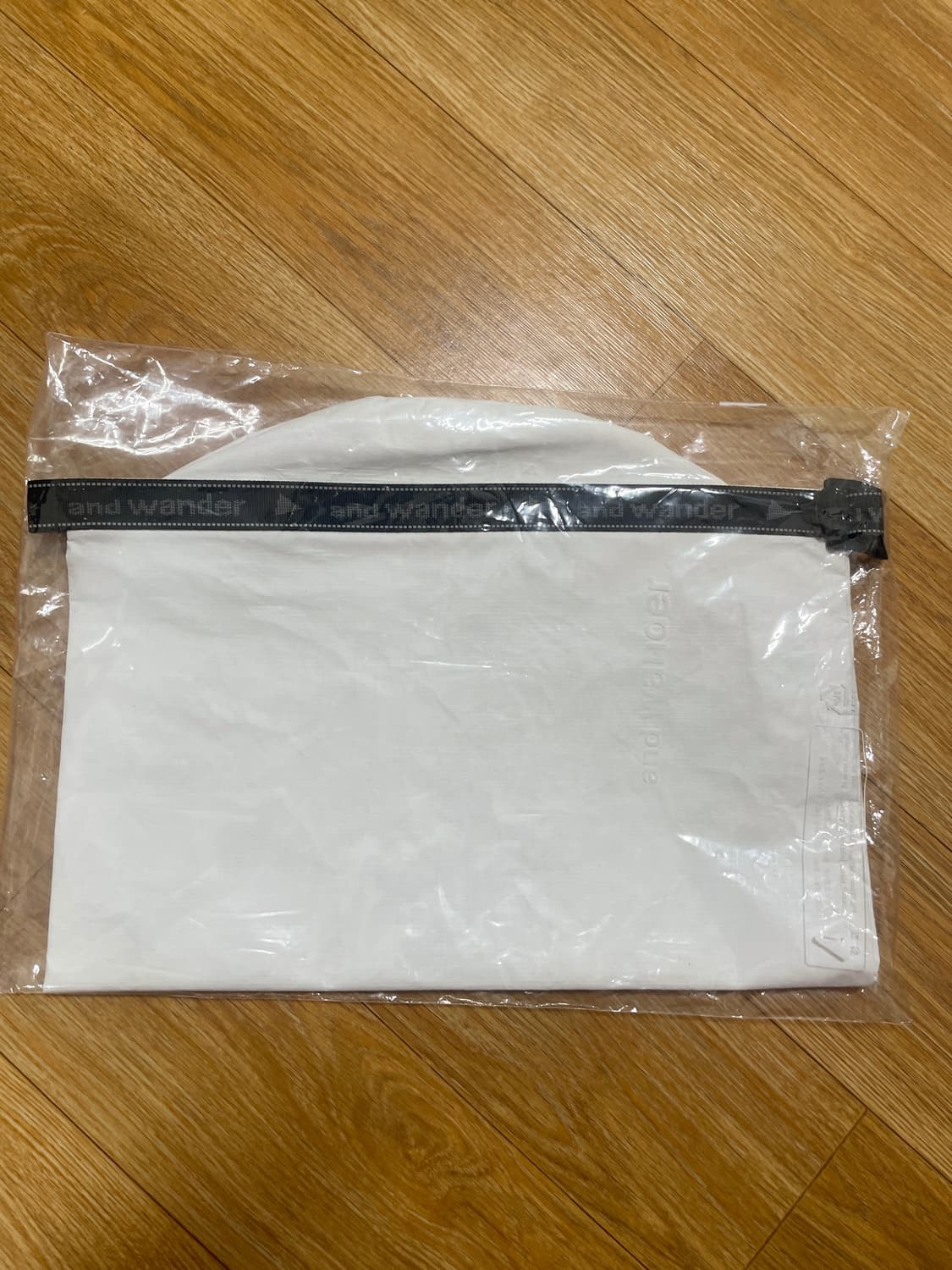 앤드원더 드라이백 8L (한국 한정판) 상품이미지2