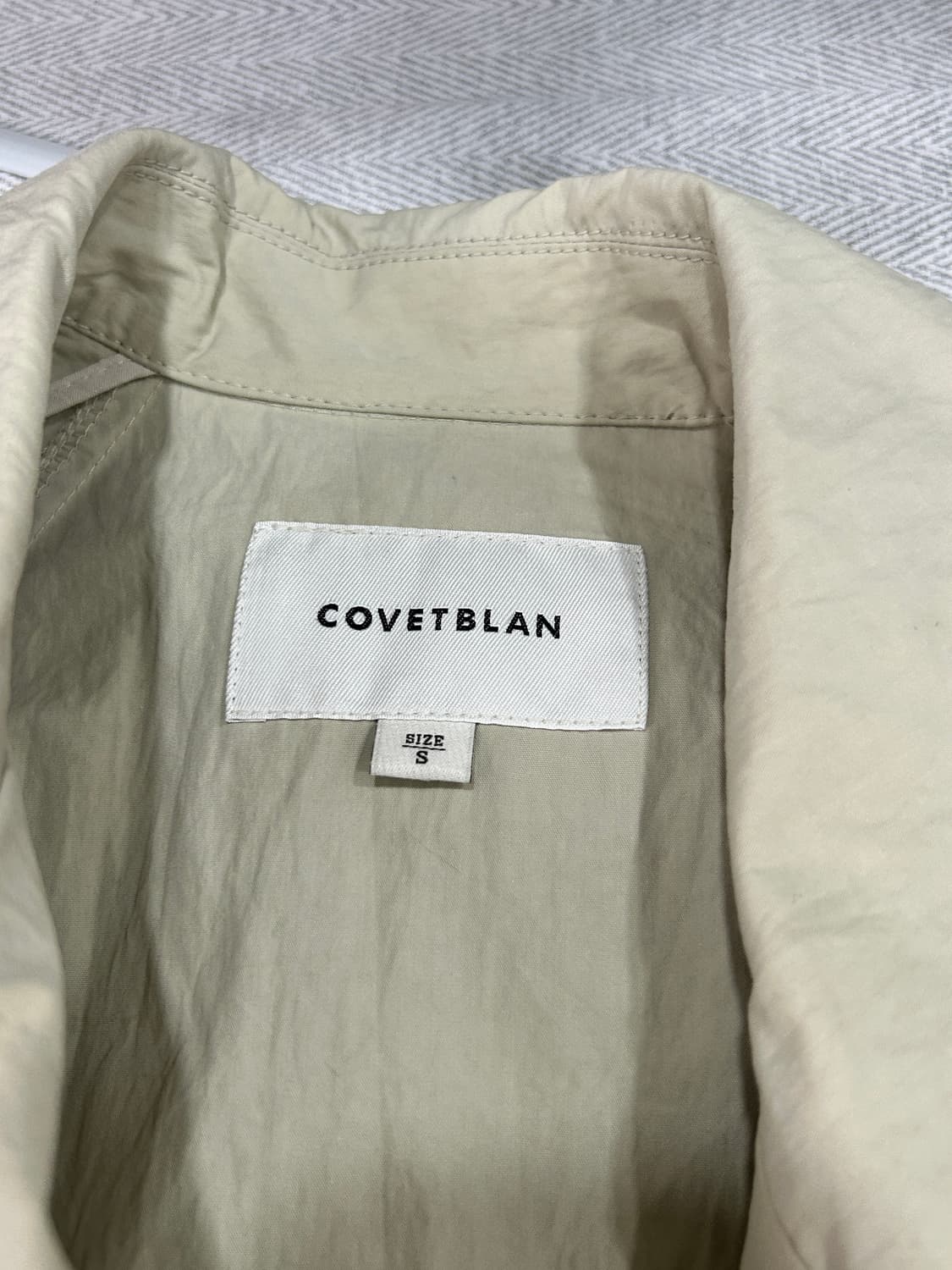 코벳블랑 바스락 오버핏 더블 버튼 숏 트렌치코트 자켓 상품이미지7