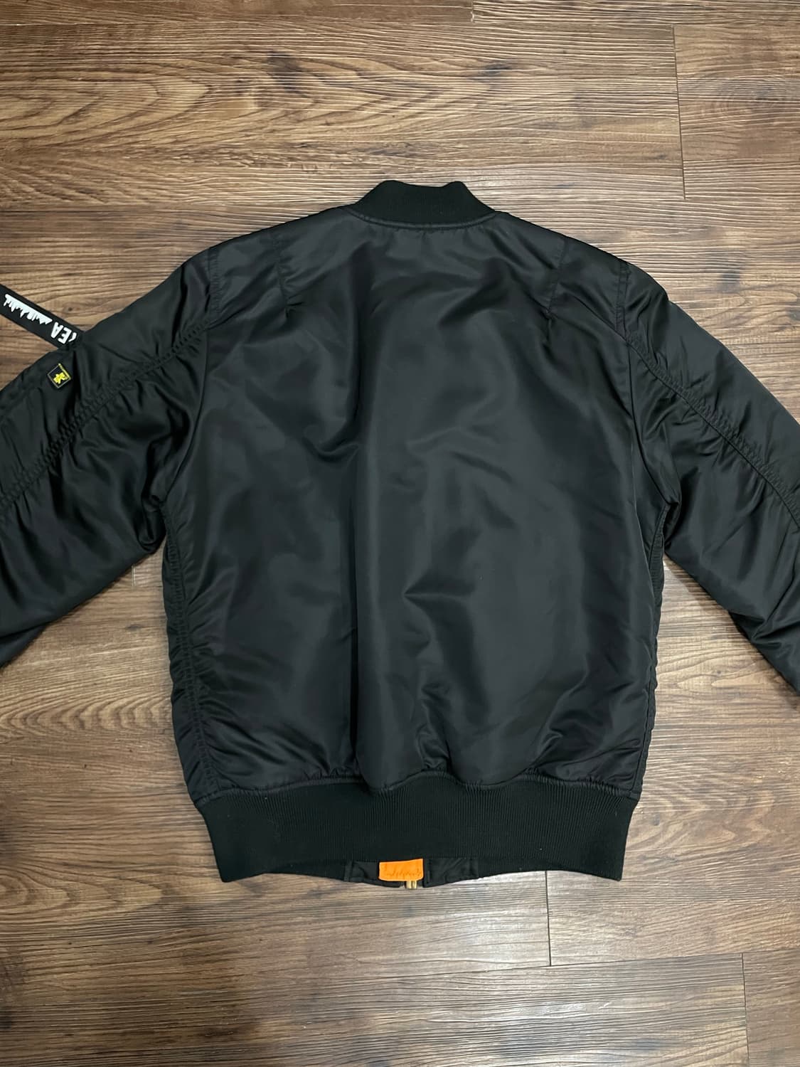 알파인더스트리 ma-1 플라이트 자켓 항공점퍼 블랙 상품이미지6