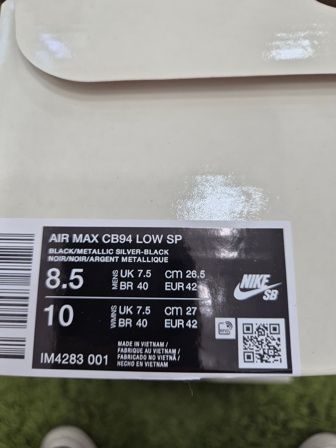 나이키 x 슈프림 SB 에어 맥스 2 CB 94 로우 블랙 메탈릭 블랙 상품이미지2