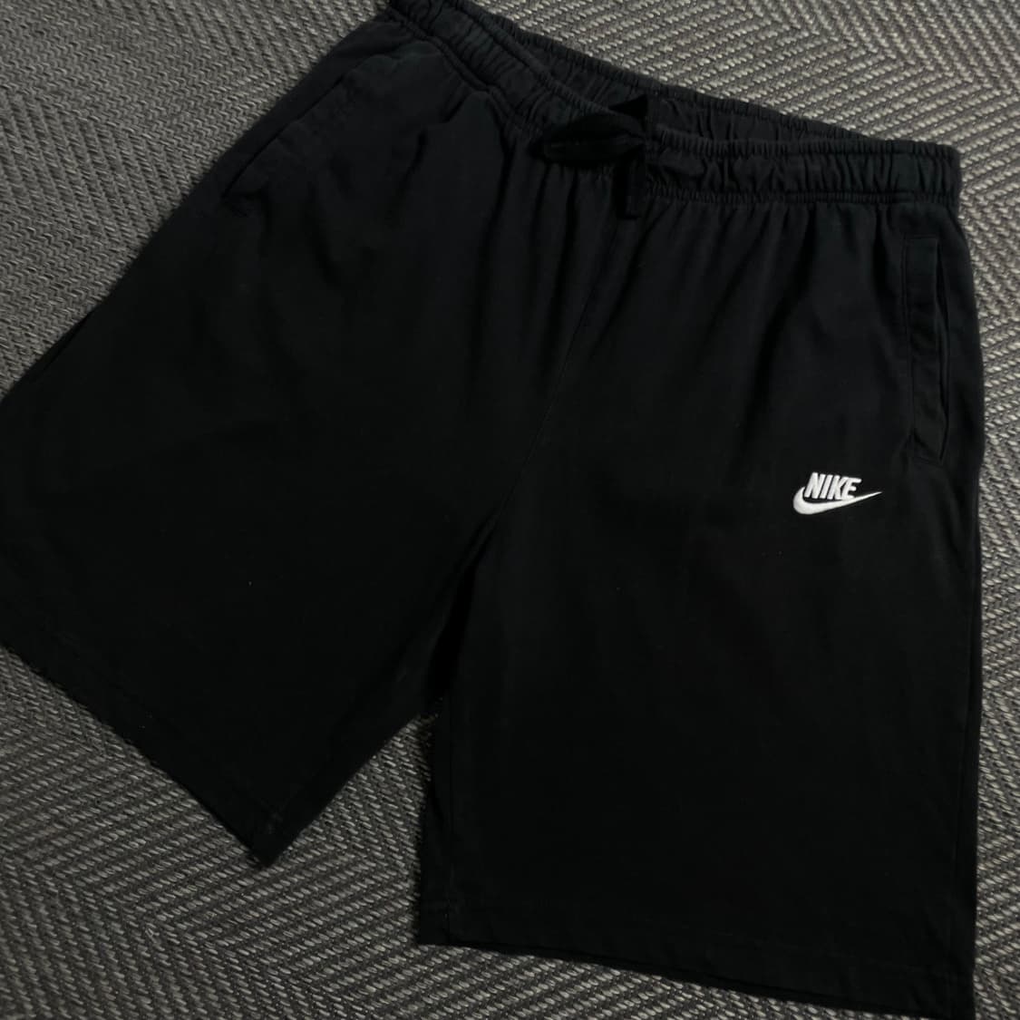 나이키 NSW 퓨추라 스우시 로고 스웻 쇼츠o 4049 상품이미지2