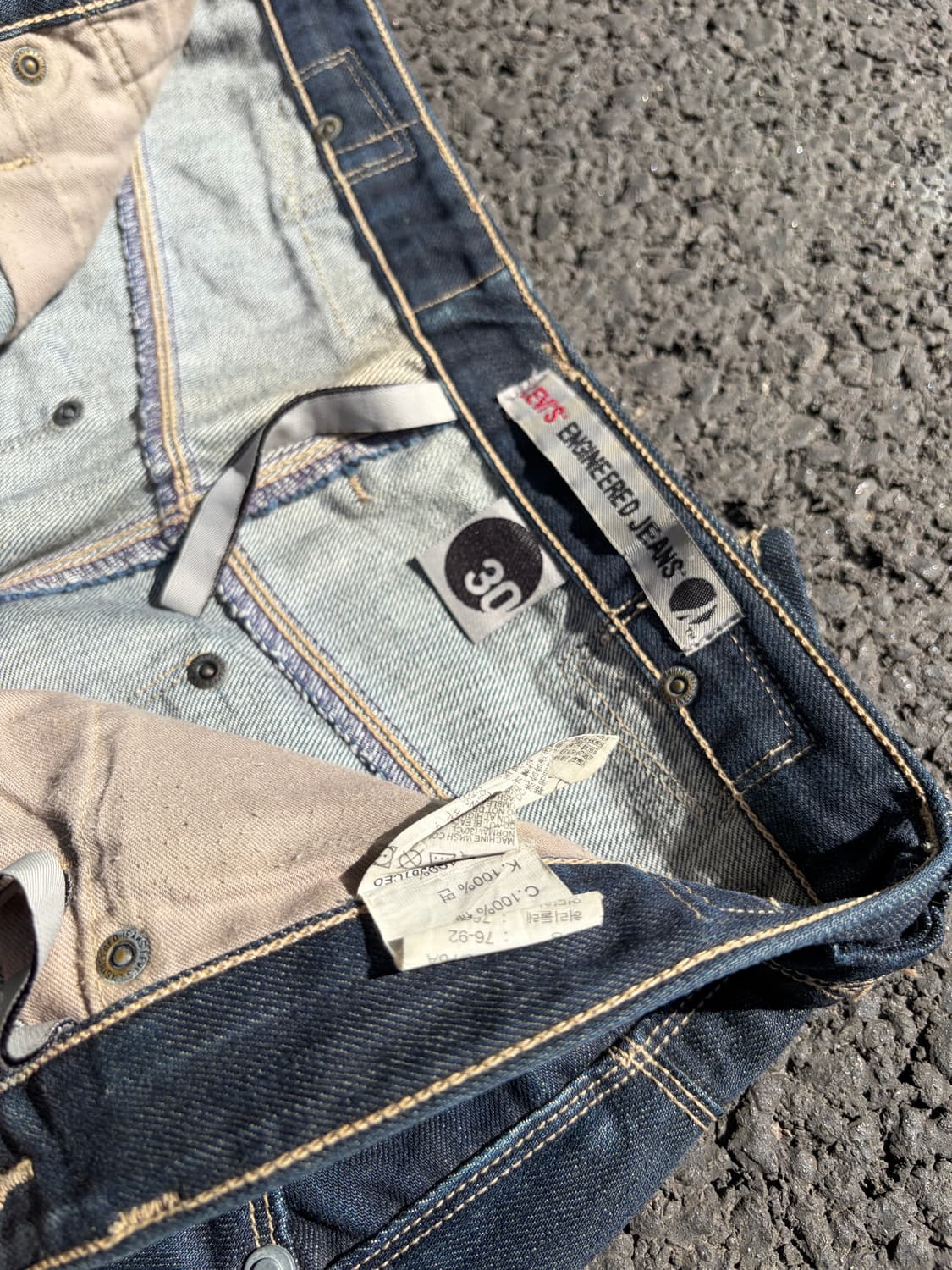 리바이스 엔지니어드 진 사이드 신치백 상품이미지5