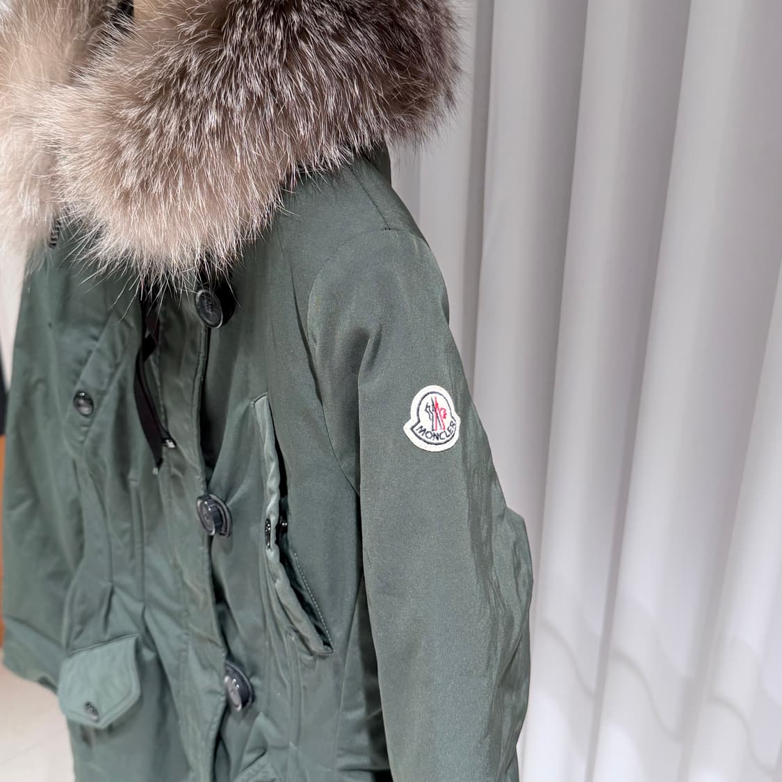 (A+/4) / 몽클레어 아르델 여성 야상 퍼 패딩 점퍼  카키 상품이미지4