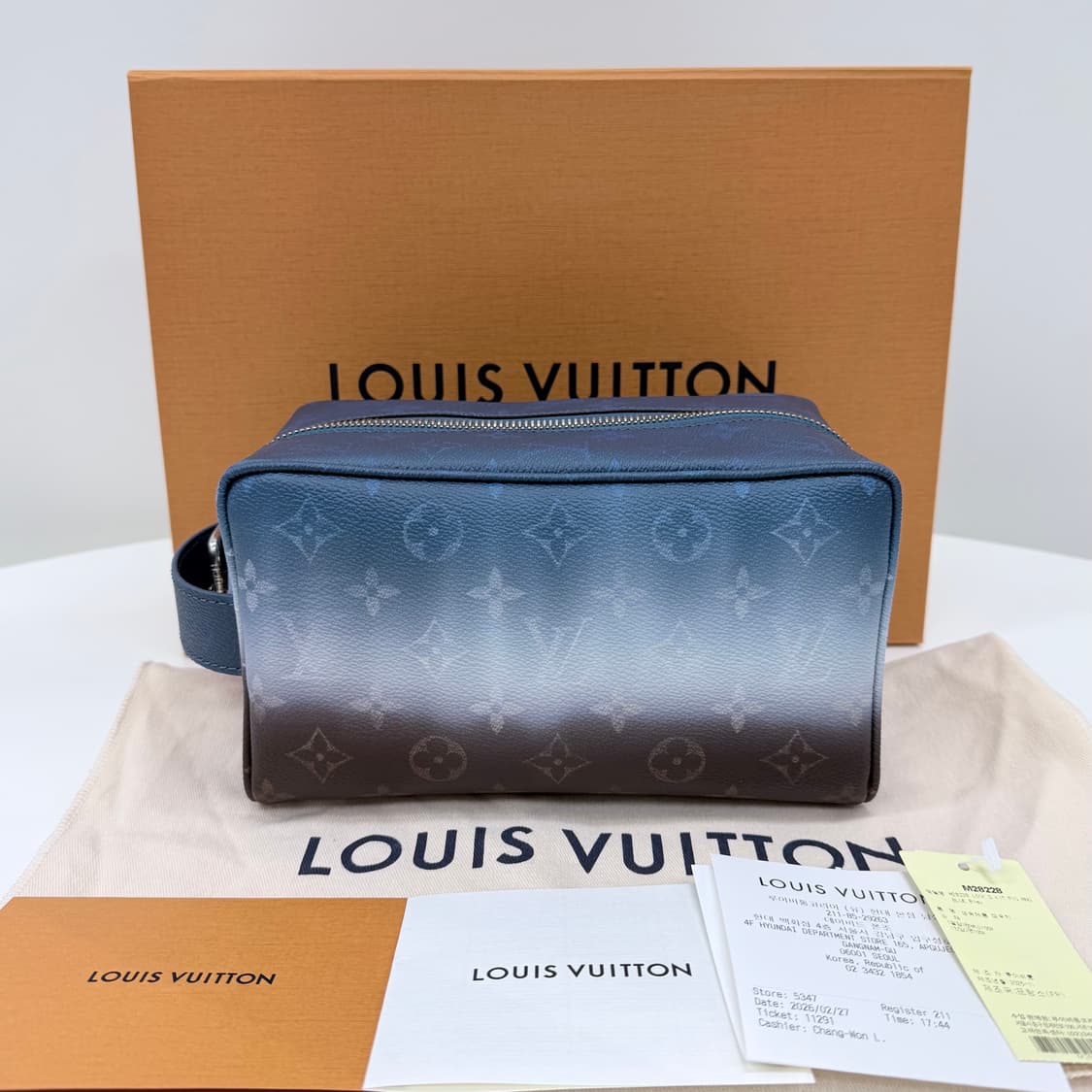 [미사용/선물가능] 26SS 루이비통 모노그램 캔버스 락커 돕키트 블루 상품이미지1