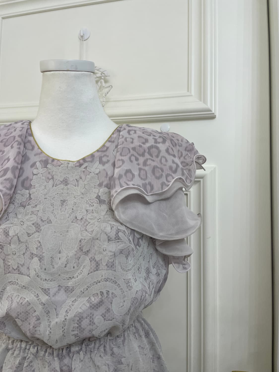 purple gray leopard ruffle sleeve opc 상품이미지7