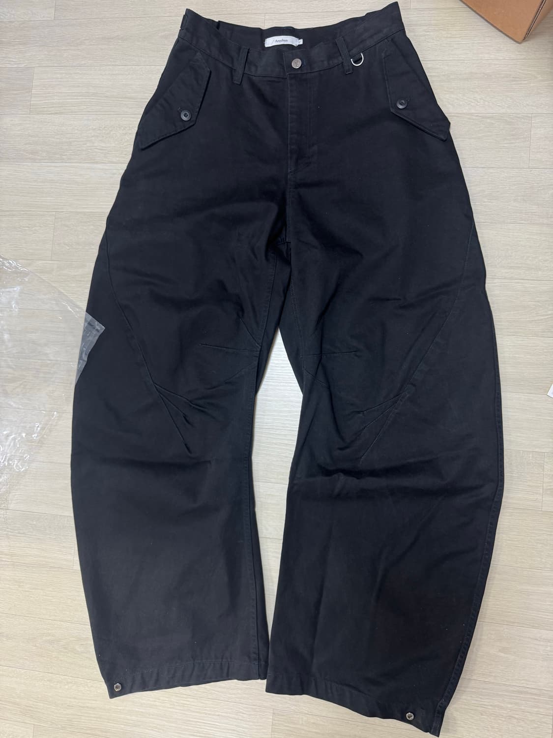 [3] 아르반 커브드 팬츠 블랙 상품이미지1