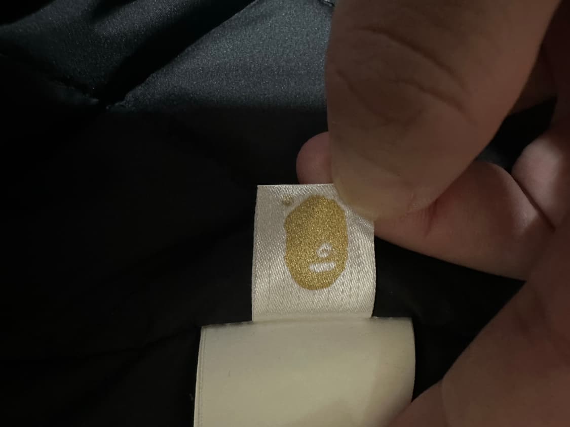 베이프 네이버후드 바시티 검흰 상품이미지7