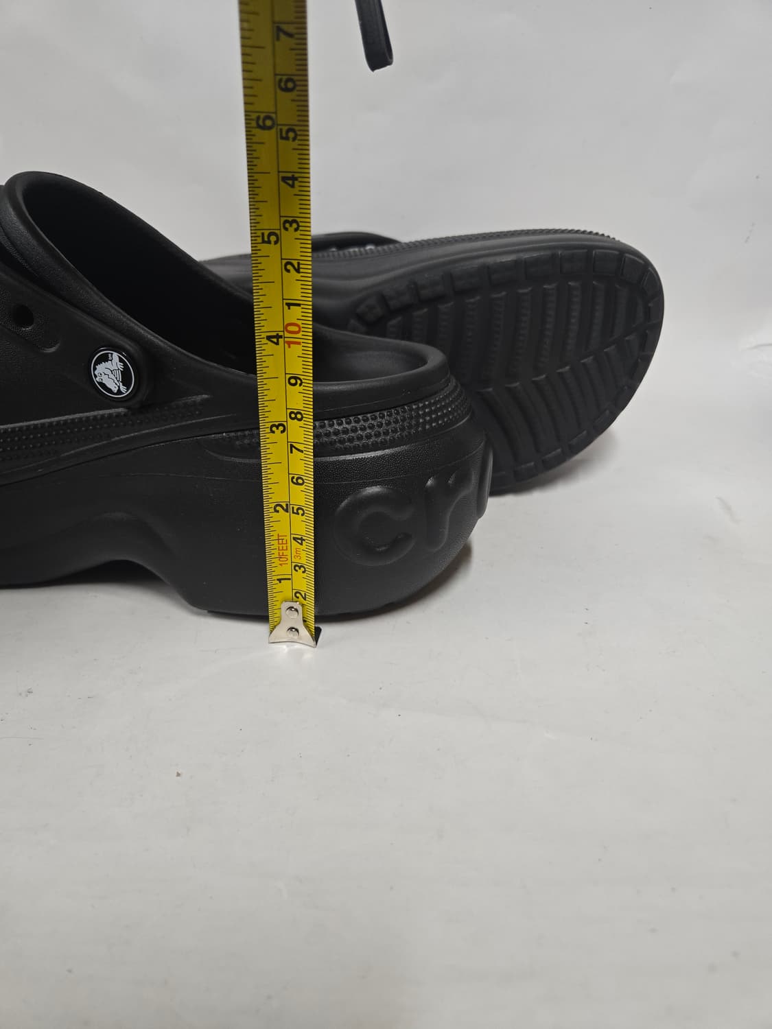 크록스 클래식 크러쉬 블랙 샌들 키티 지비츠 장식 M7.W9 상품이미지8