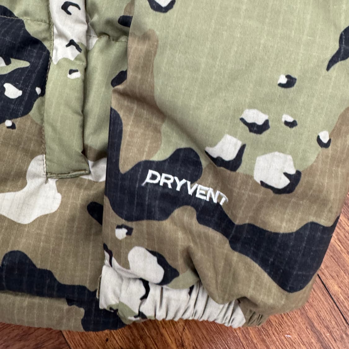 160 노스페이스 키즈 카모 노벨티 눕시 다운 자켓   상품이미지6